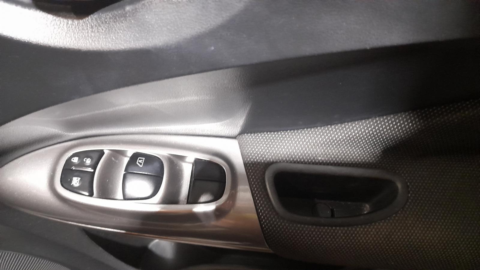 View Auto part Rear/Tailgate Glass Nissan Juke 2016