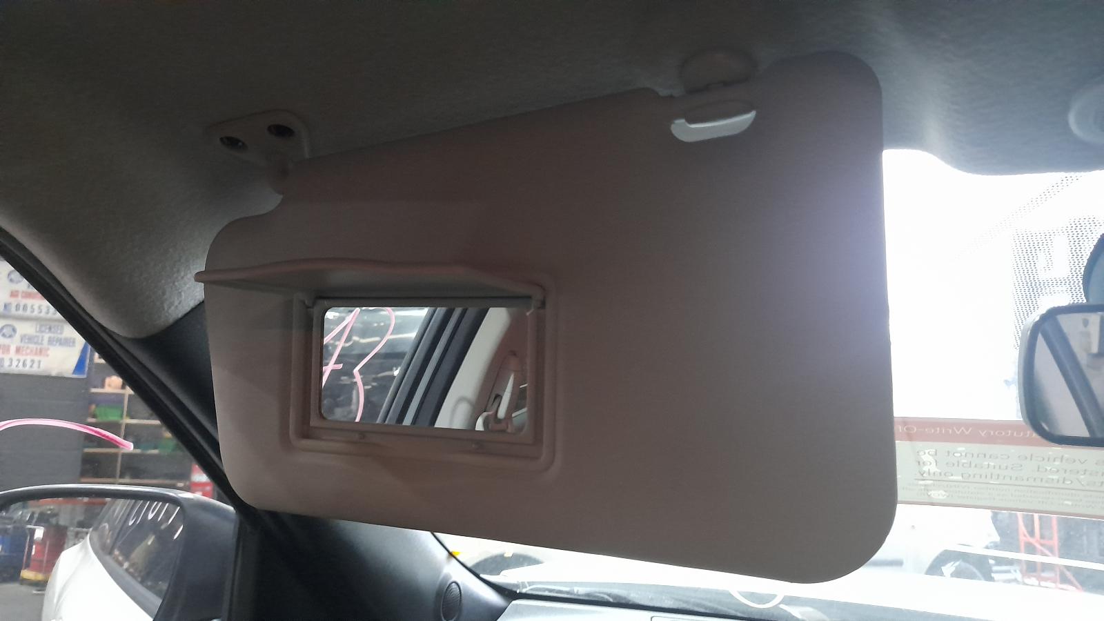 View Auto part Rear/Tailgate Glass Nissan Juke 2016