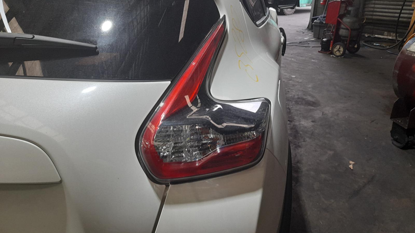 View Auto part Rear/Tailgate Glass Nissan Juke 2016