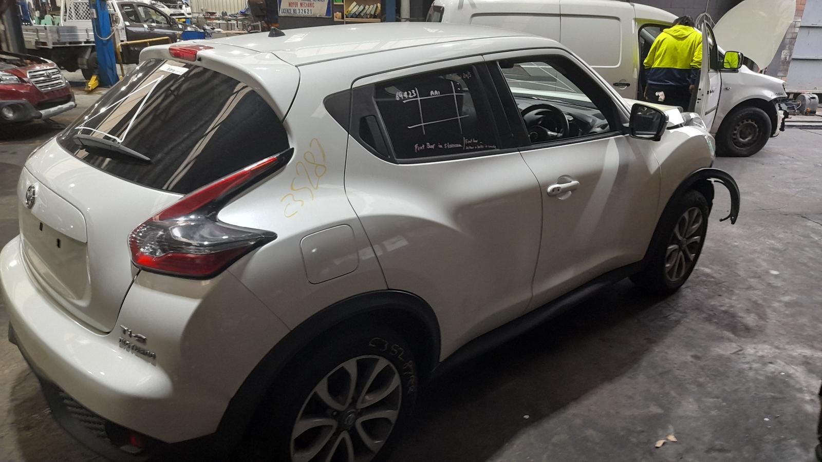 View Auto part Rear/Tailgate Glass Nissan Juke 2016