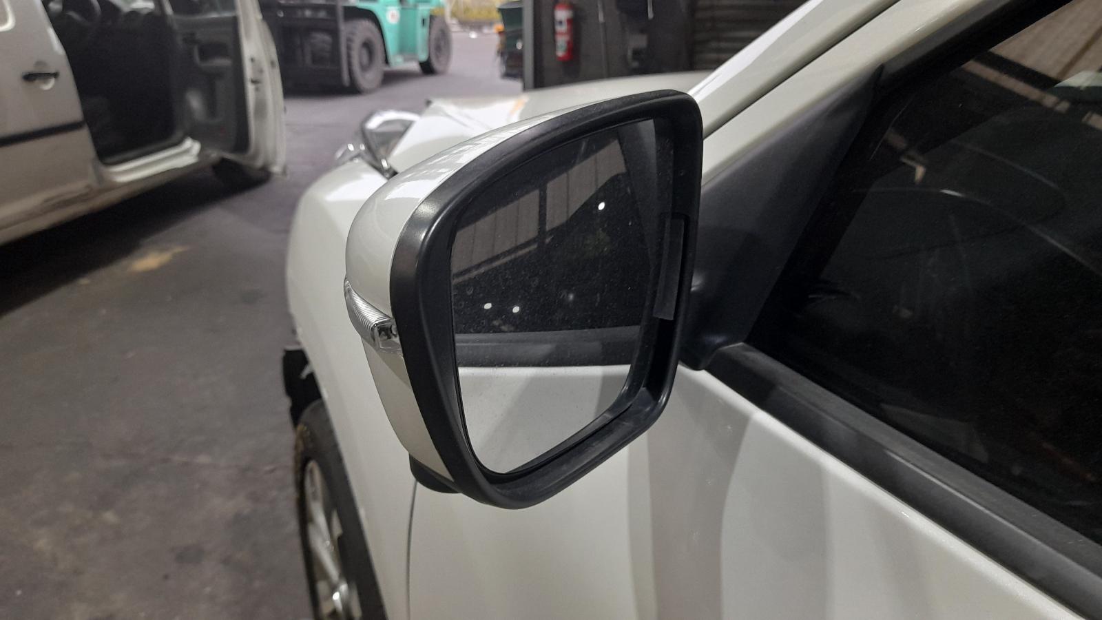 View Auto part Rear/Tailgate Glass Nissan Juke 2016