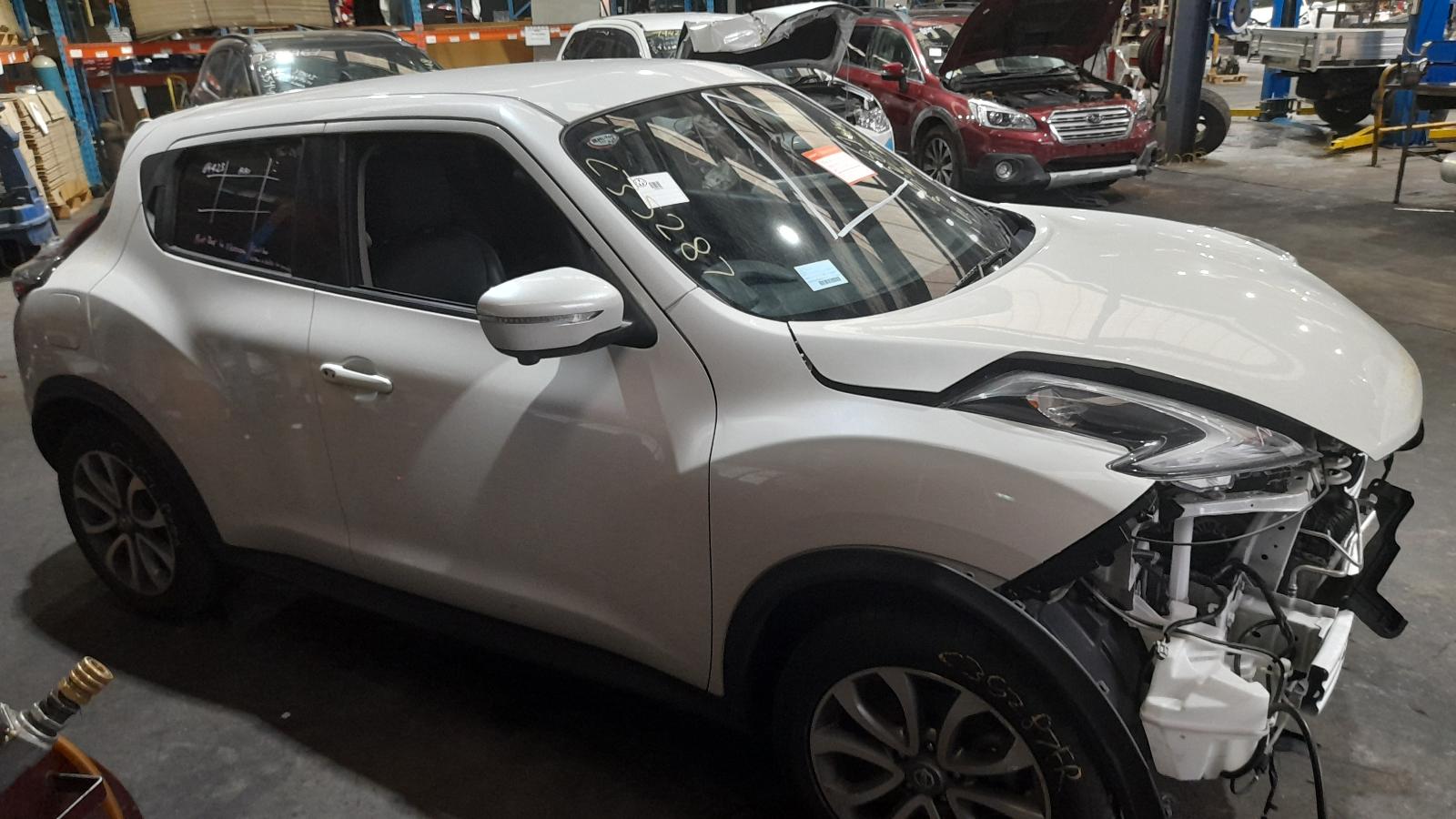 View Auto part Rear/Tailgate Glass Nissan Juke 2016