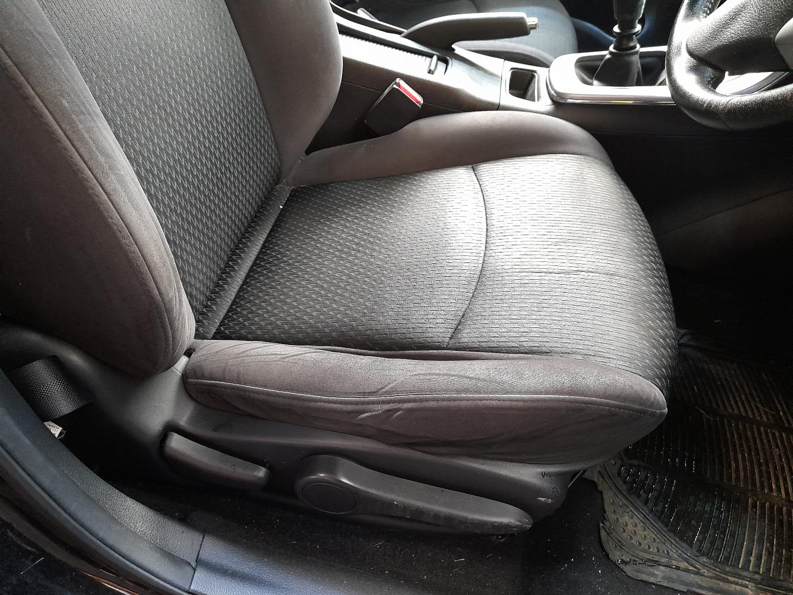 View Auto part Trans/Gearbox Nissan Pulsar 2013