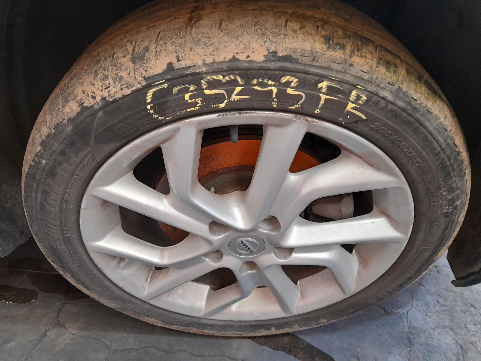 View Auto part Trans/Gearbox Nissan Pulsar 2013