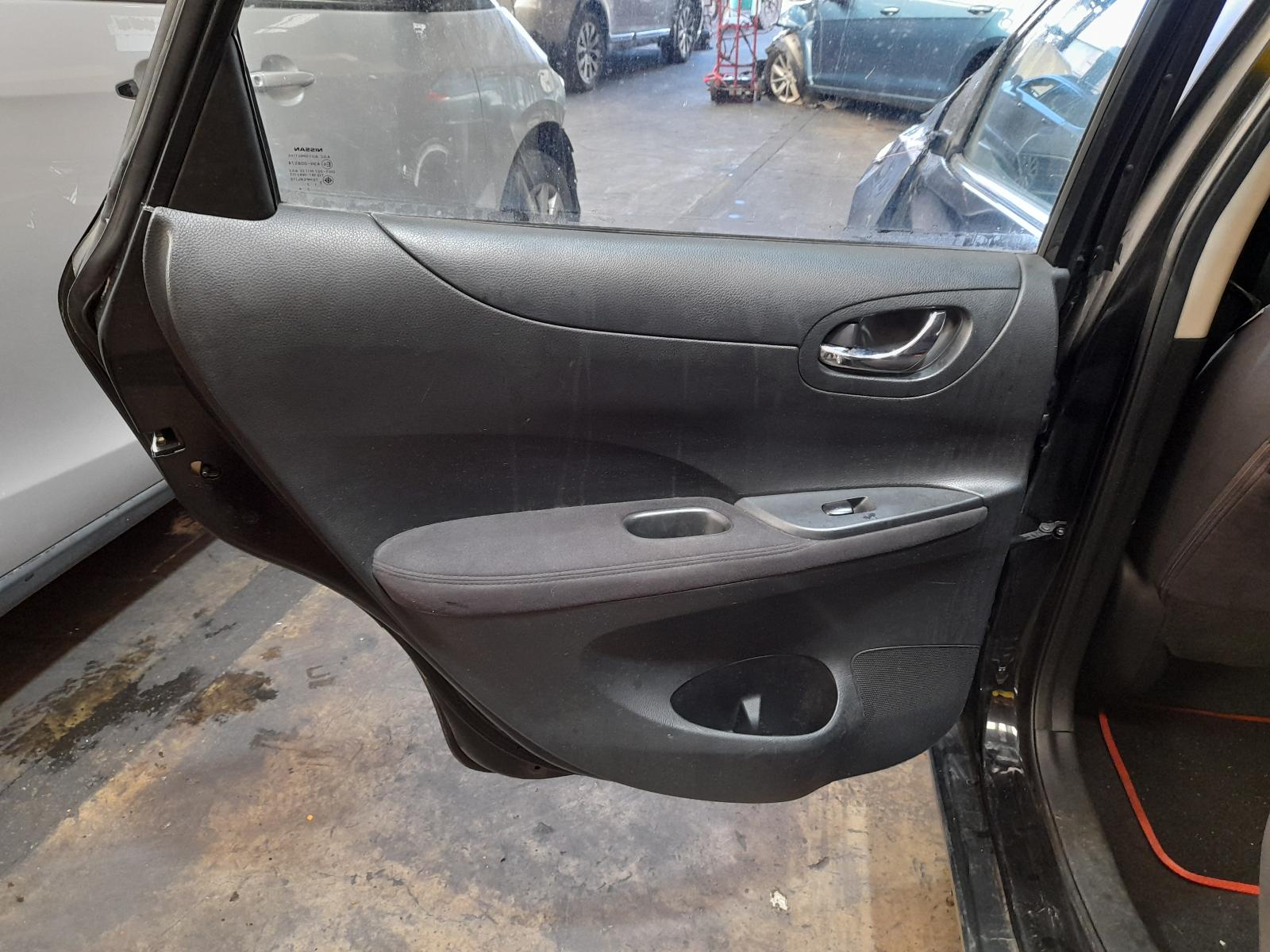View Auto part Trans/Gearbox Nissan Pulsar 2013