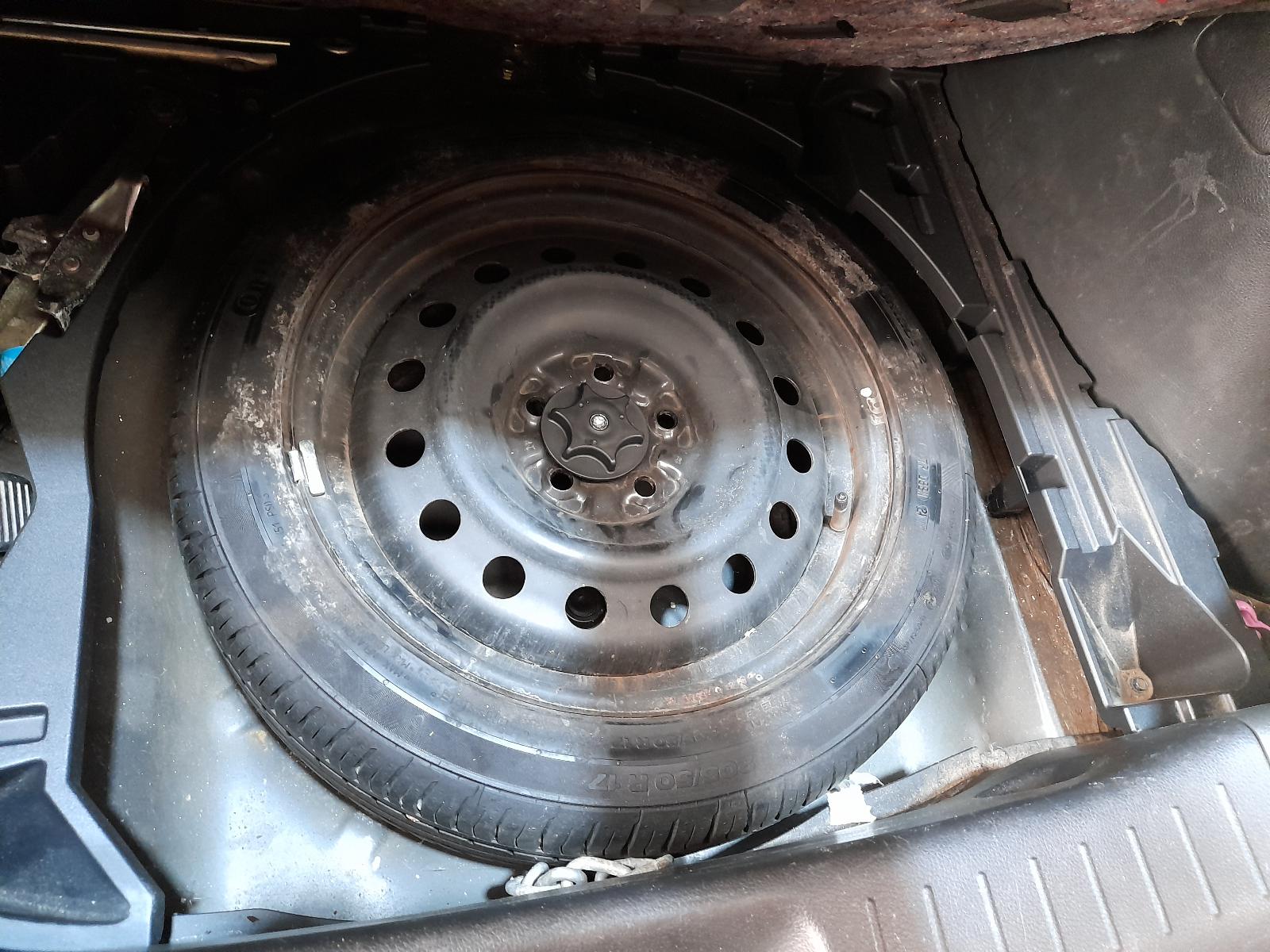 View Auto part Trans/Gearbox Nissan Pulsar 2013