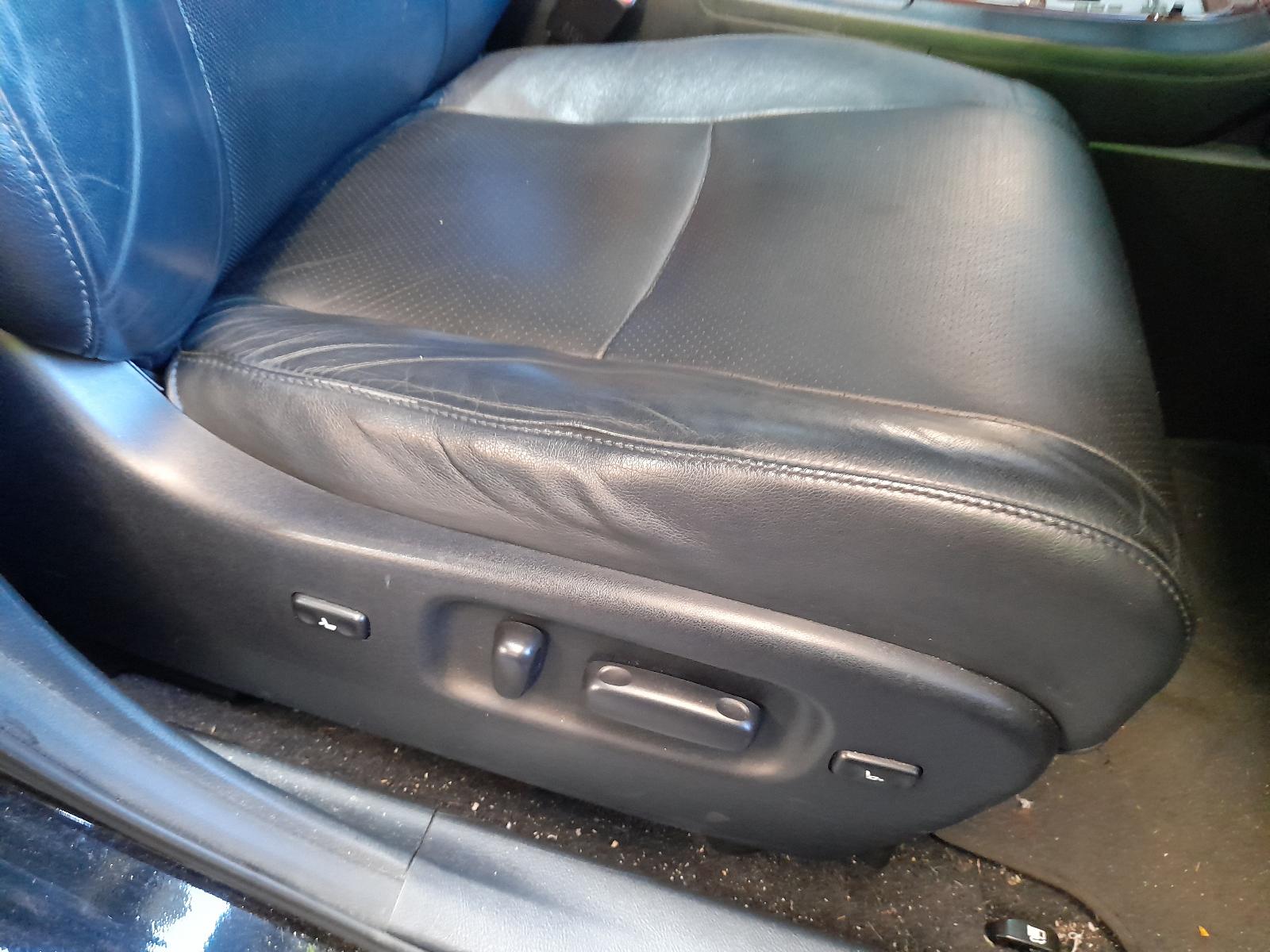 2013 Toyota Kluger Airbag Module/Sensor View Auto part Airbag Module/Sensor Toyota Kluger 2013