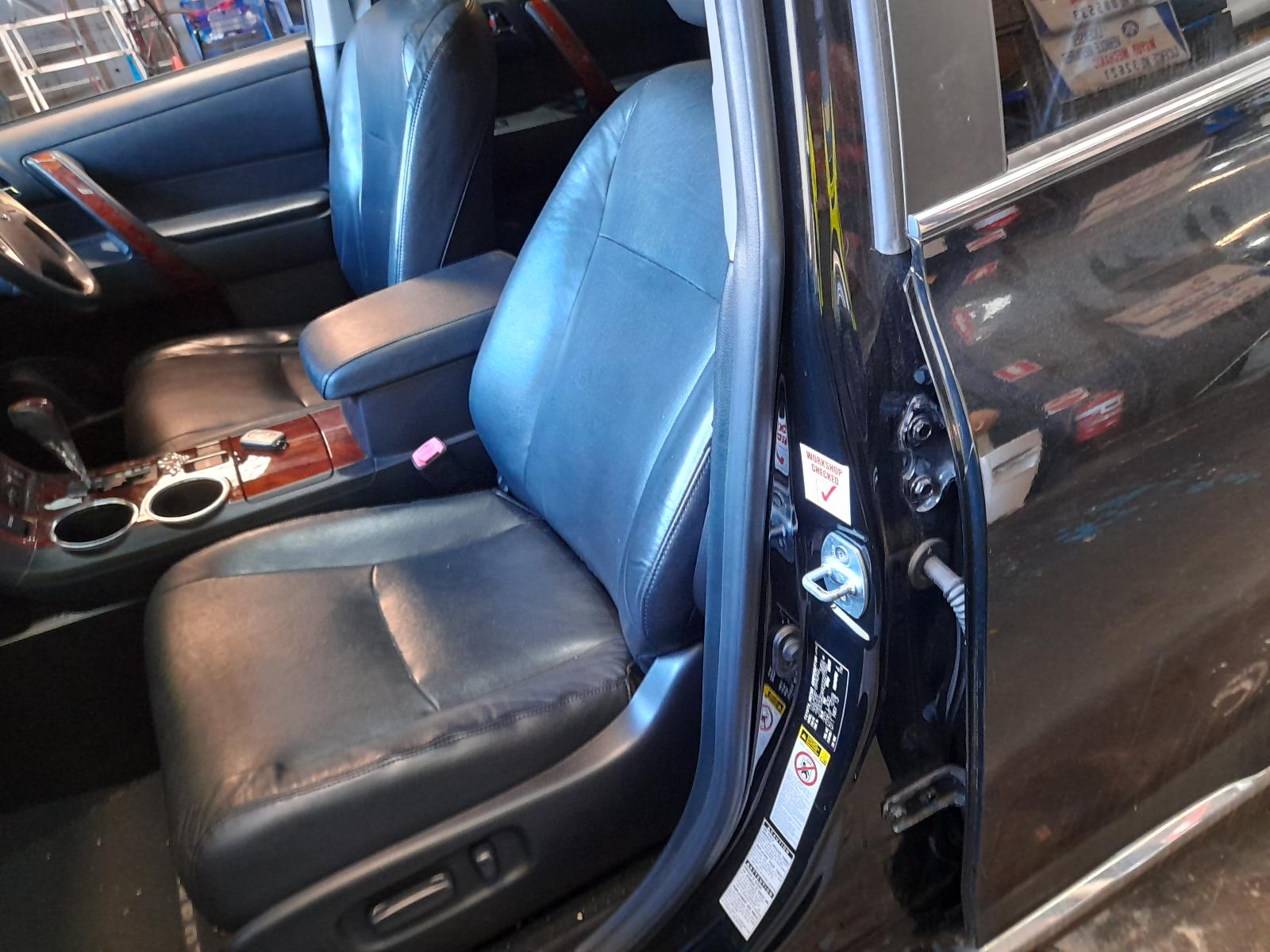 2013 Toyota Kluger Airbag Module/Sensor View Auto part Airbag Module/Sensor Toyota Kluger 2013