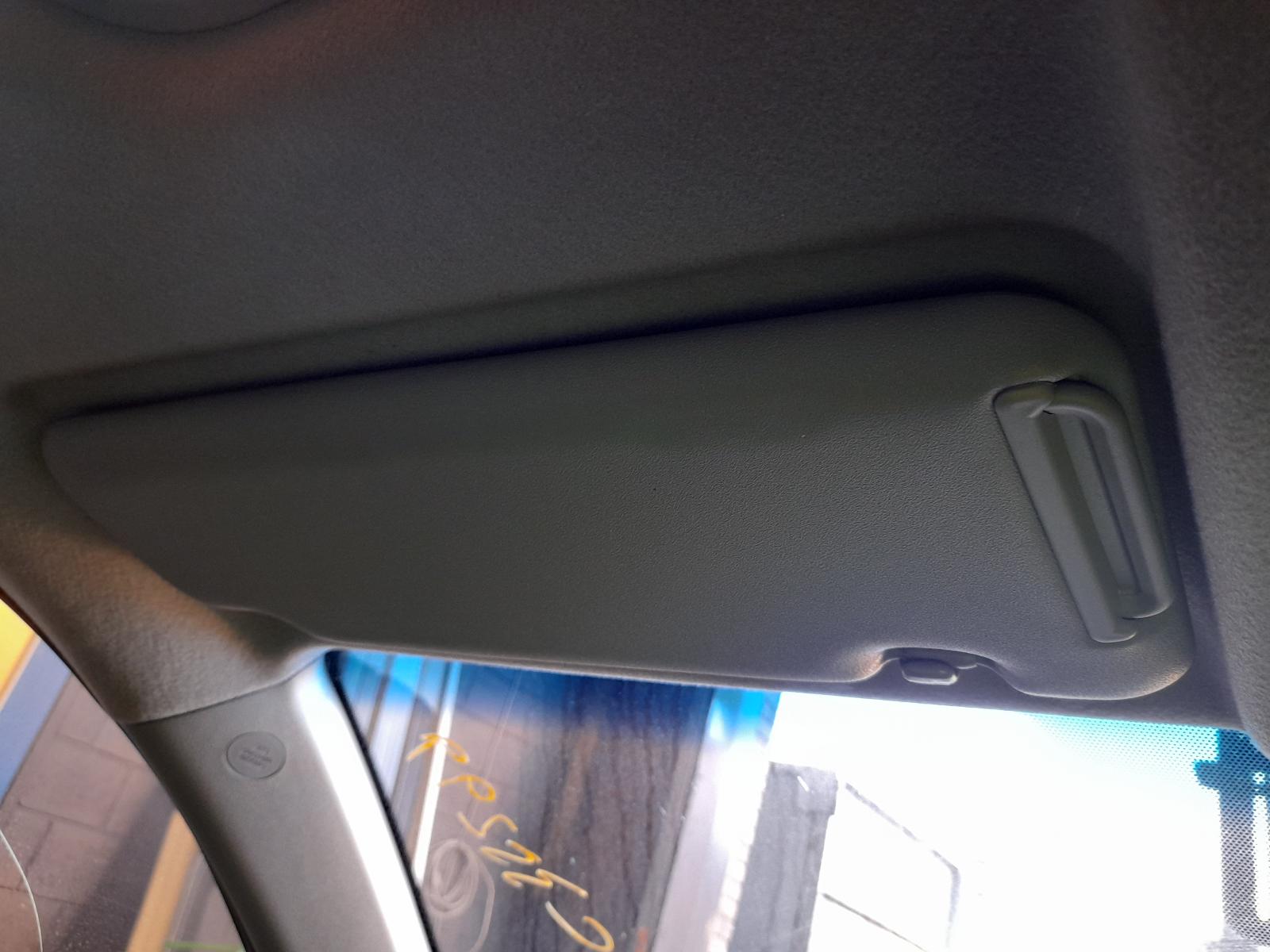 2013 Toyota Kluger Airbag Module/Sensor View Auto part Airbag Module/Sensor Toyota Kluger 2013