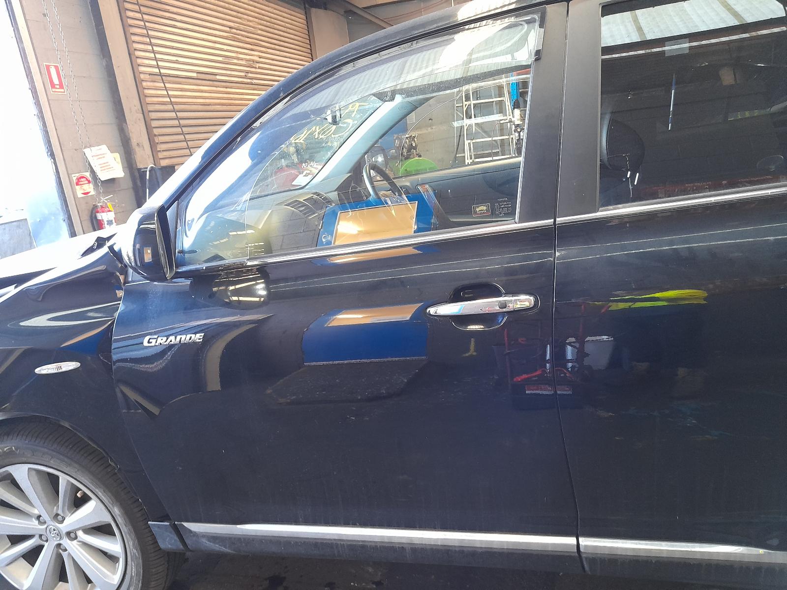 2013 Toyota Kluger Airbag Module/Sensor View Auto part Airbag Module/Sensor Toyota Kluger 2013