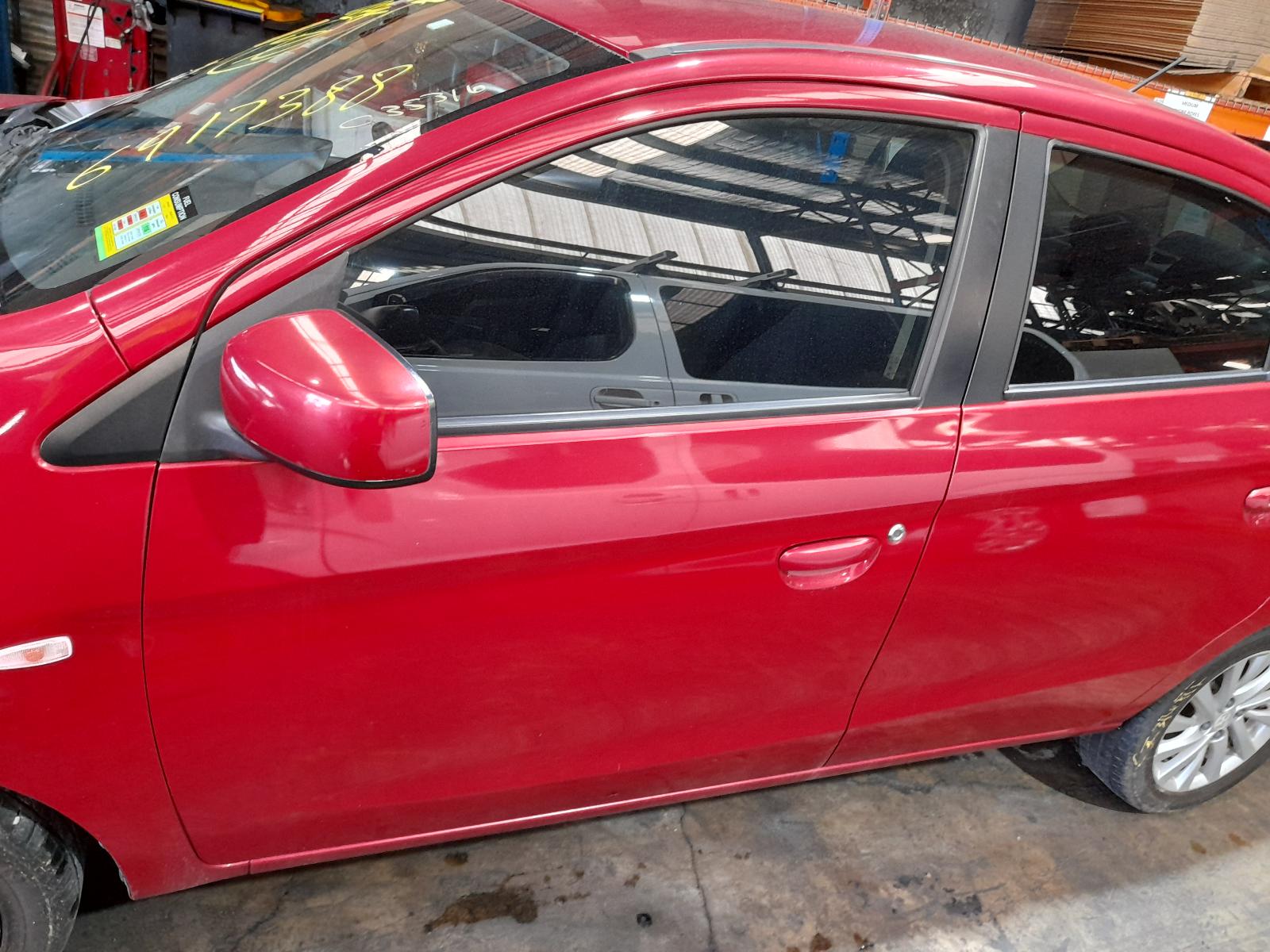 View Auto part Right Door Mirror Mitsubishi Mirage 2014