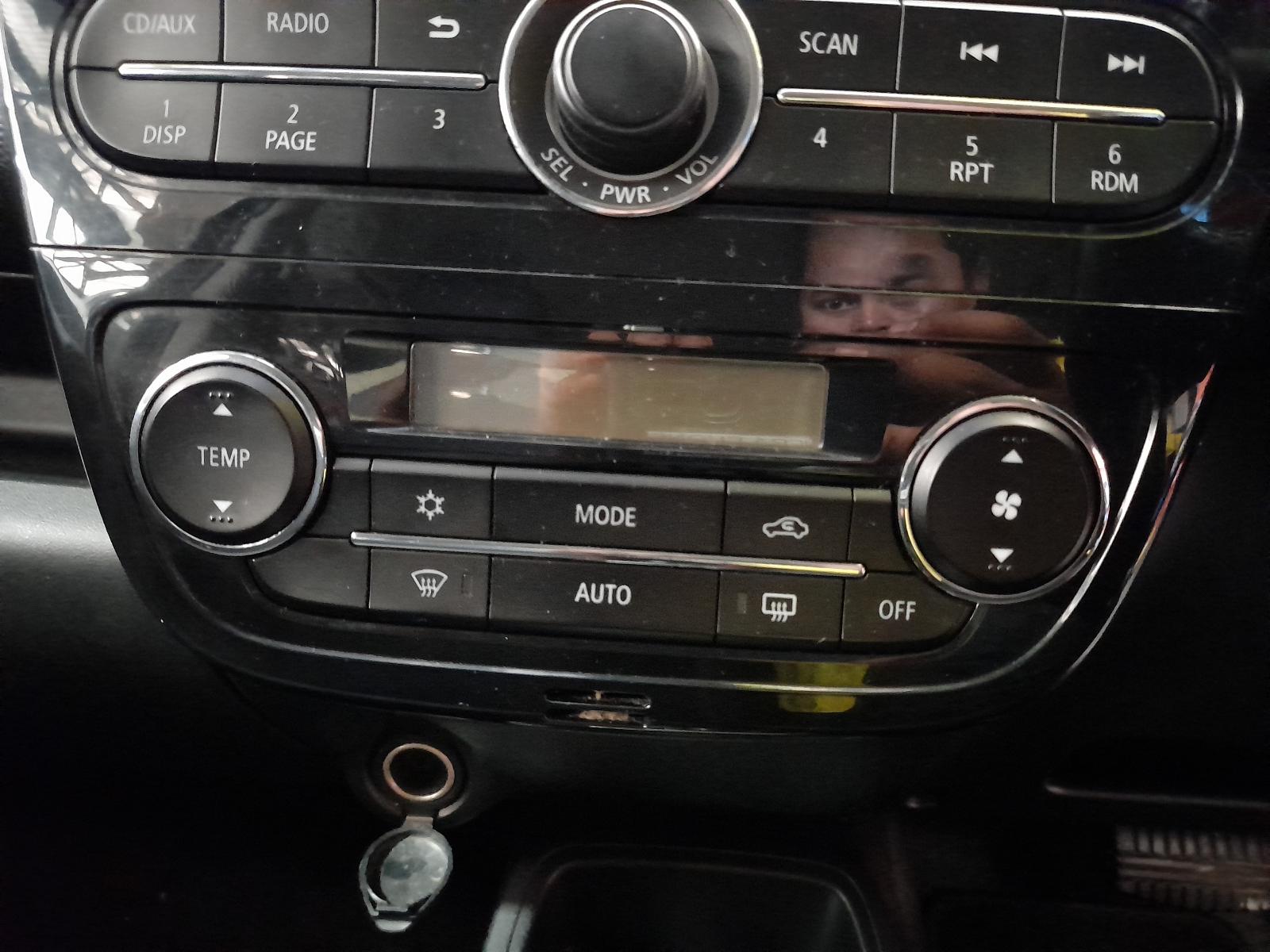 View Auto part Right Door Mirror Mitsubishi Mirage 2014