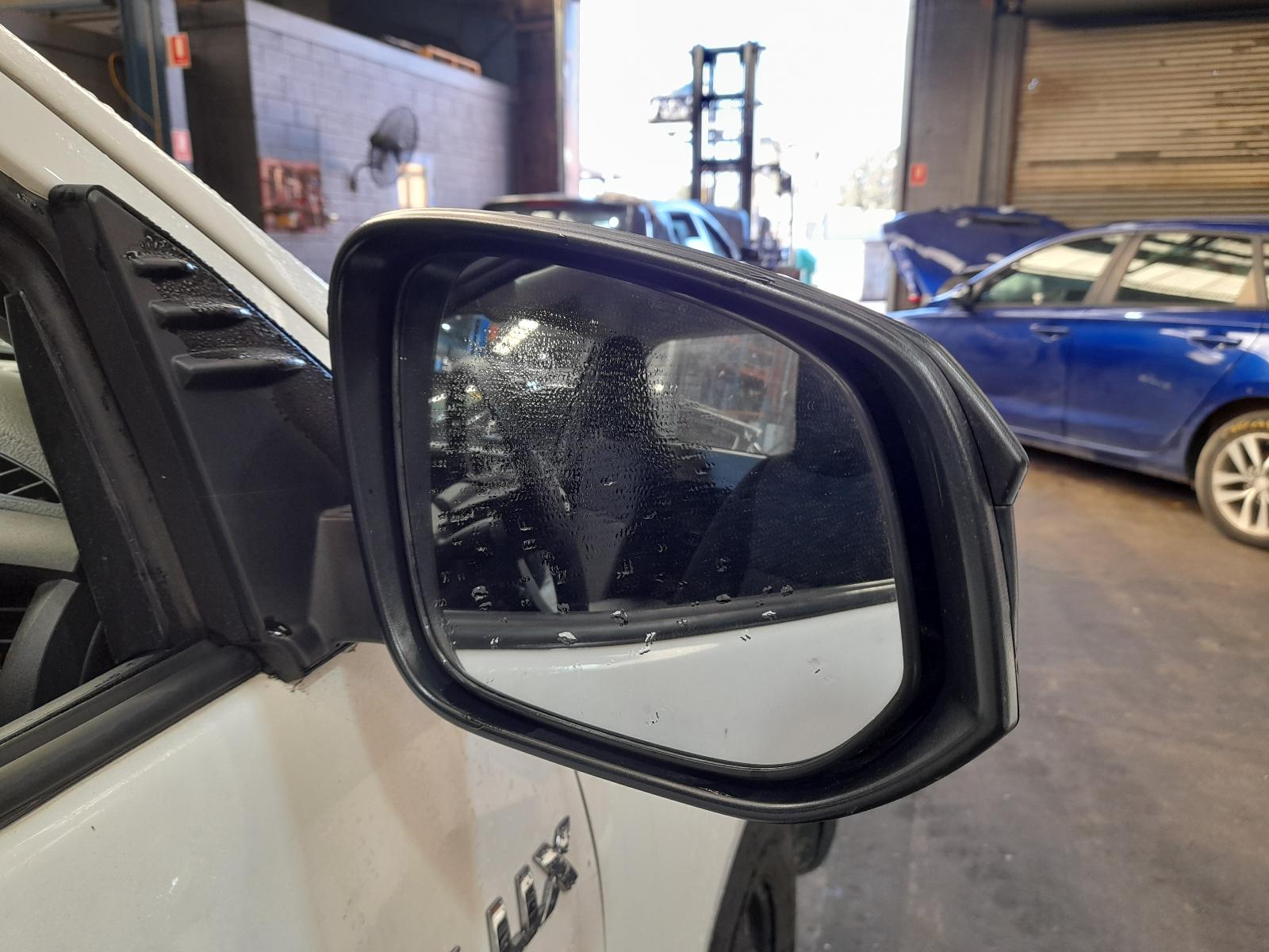 2021 Toyota Hilux Right Headlamp View Auto part Right Headlamp Toyota Hilux 2021