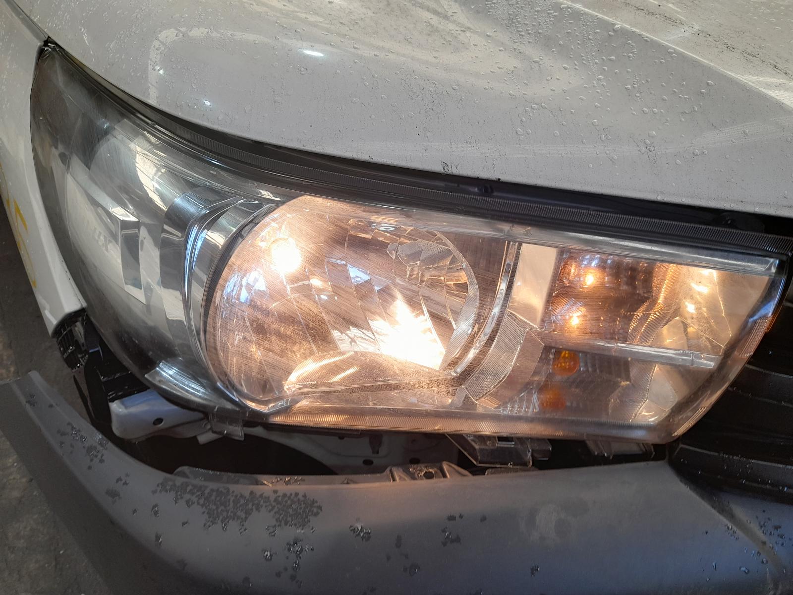 2021 Toyota Hilux Right Headlamp View Auto part Right Headlamp Toyota Hilux 2021