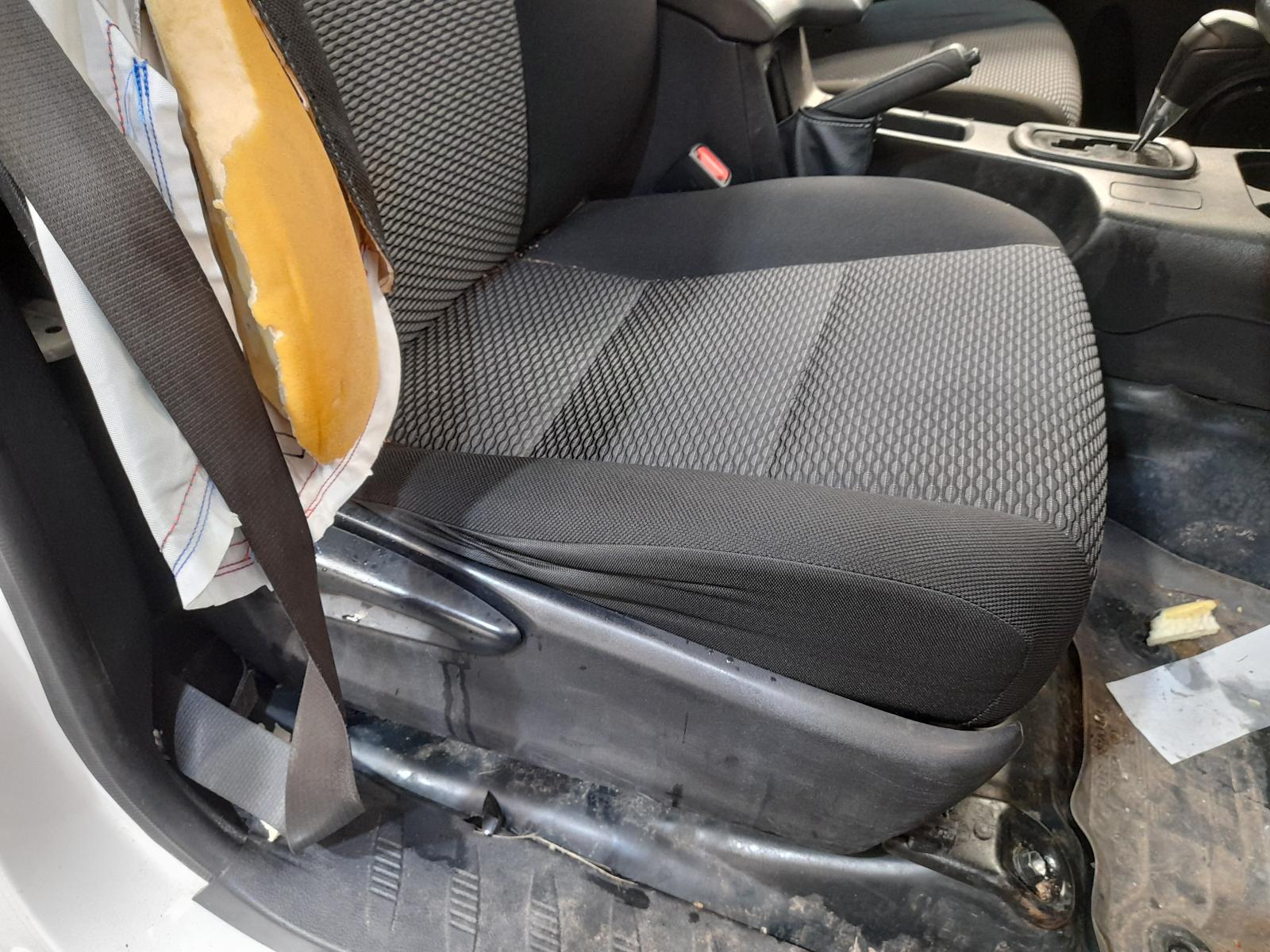 2021 Toyota Hilux Right Headlamp View Auto part Right Headlamp Toyota Hilux 2021