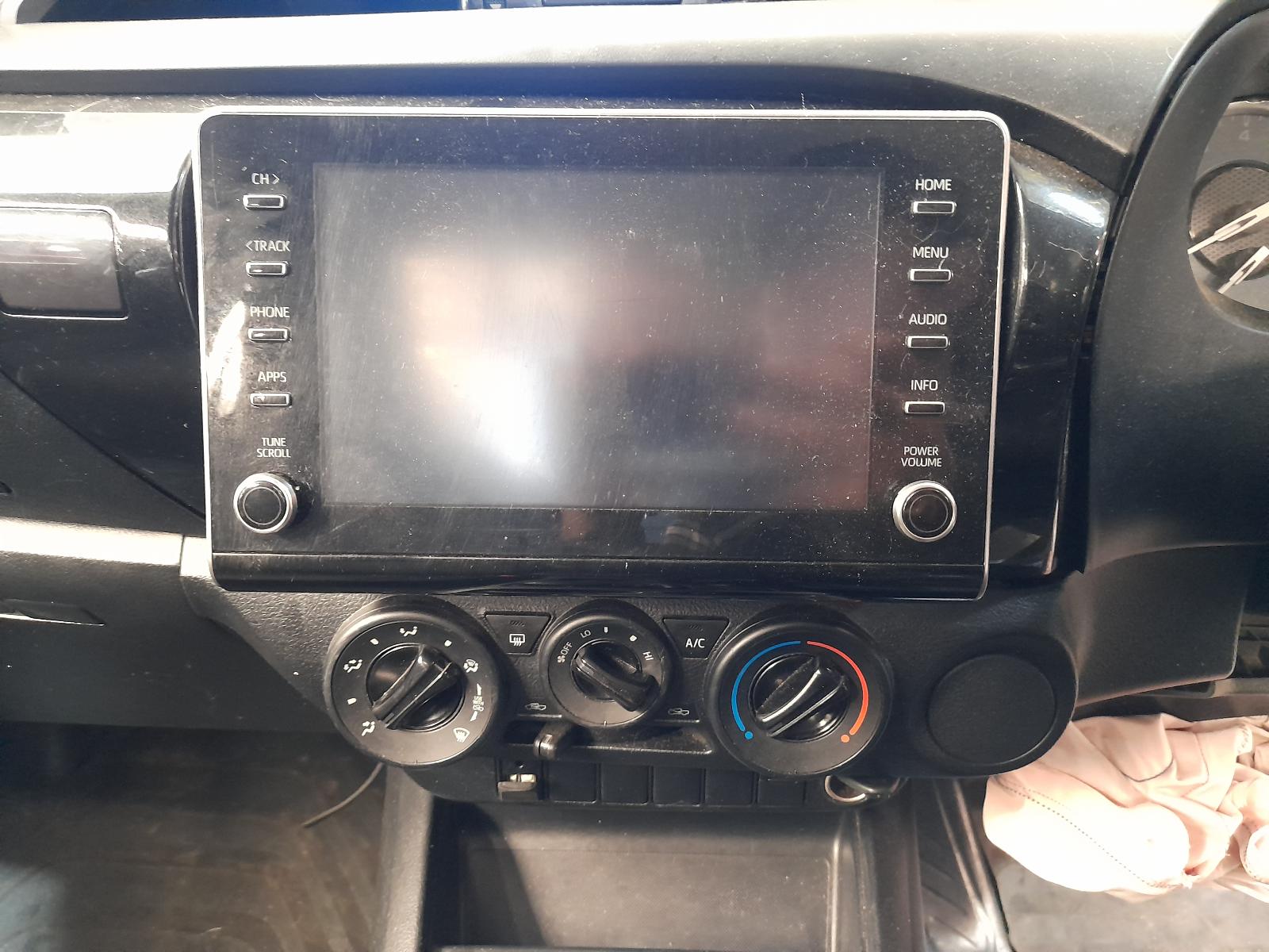 2021 Toyota Hilux Right Headlamp View Auto part Right Headlamp Toyota Hilux 2021