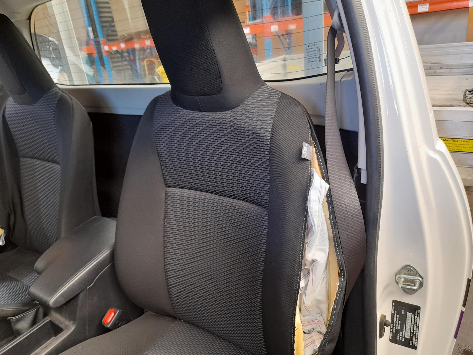 2021 Toyota Hilux Right Headlamp View Auto part Right Headlamp Toyota Hilux 2021