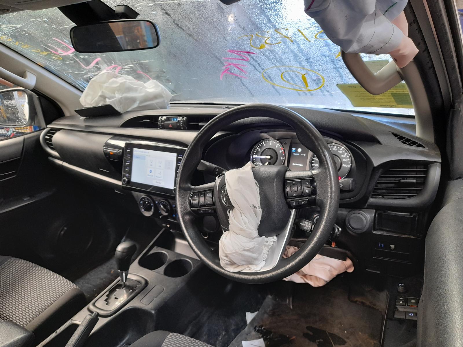 2021 Toyota Hilux Right Headlamp View Auto part Right Headlamp Toyota Hilux 2021