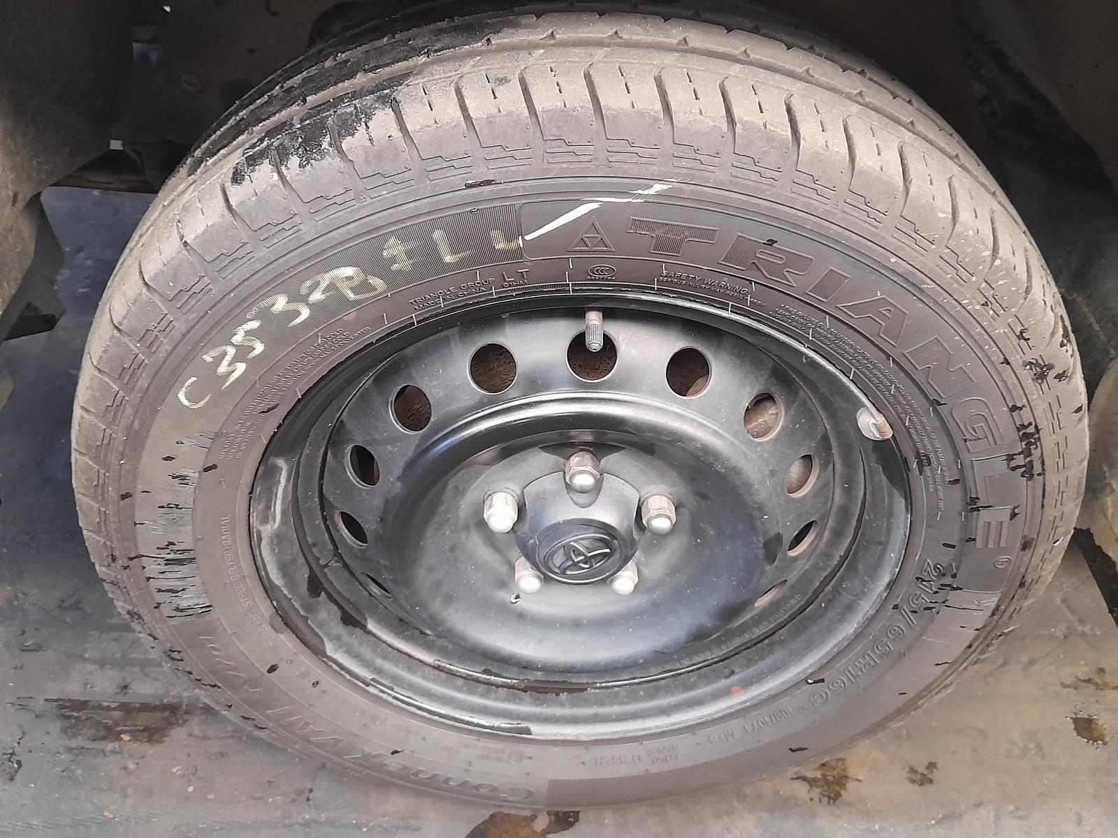 2021 Toyota Hilux Right Headlamp View Auto part Right Headlamp Toyota Hilux 2021