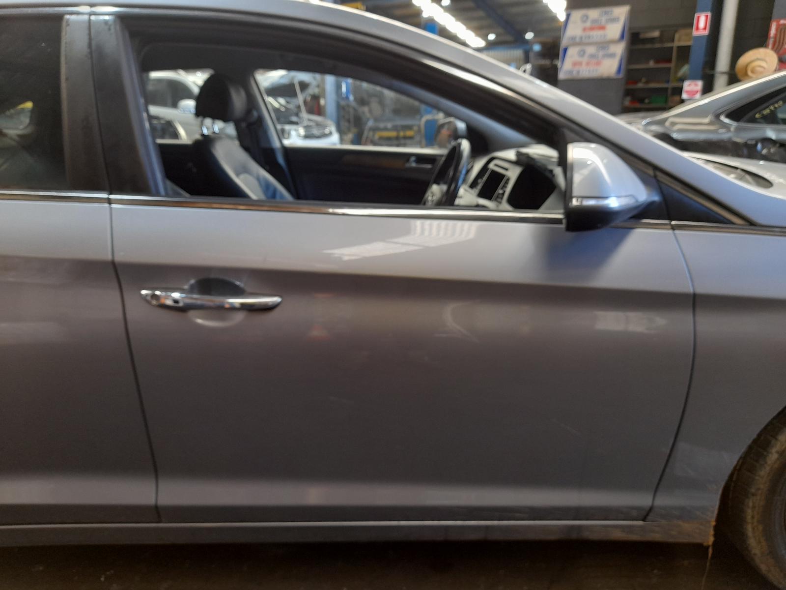 View Auto part Radio/Cd/Dvd/Sat/Tv Hyundai Sonata 2015