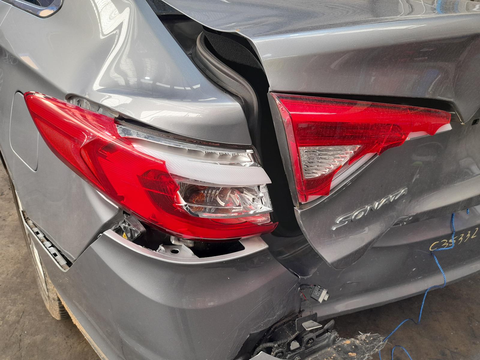 View Auto part Radio/Cd/Dvd/Sat/Tv Hyundai Sonata 2015