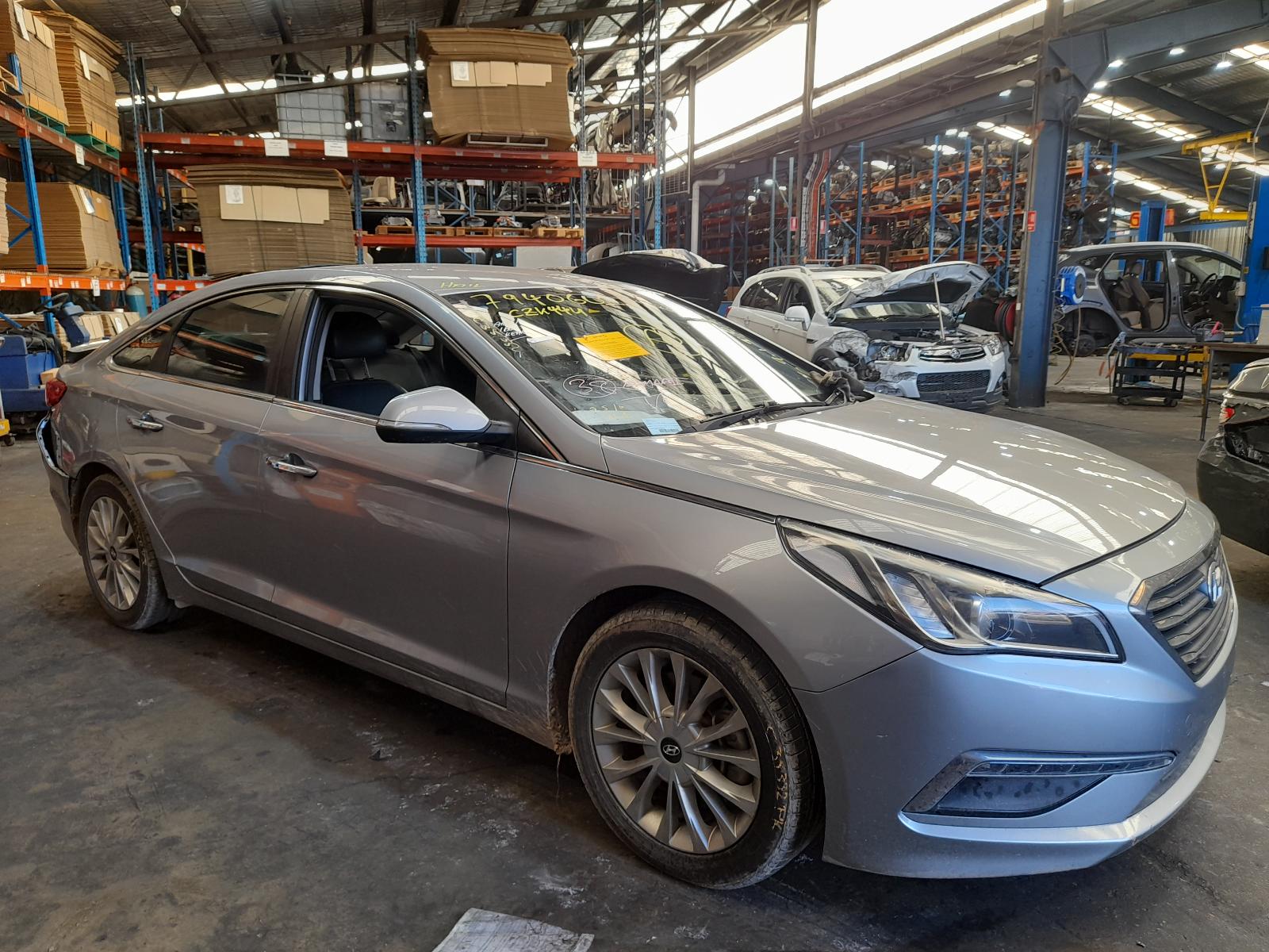 View Auto part Radio/Cd/Dvd/Sat/Tv Hyundai Sonata 2015