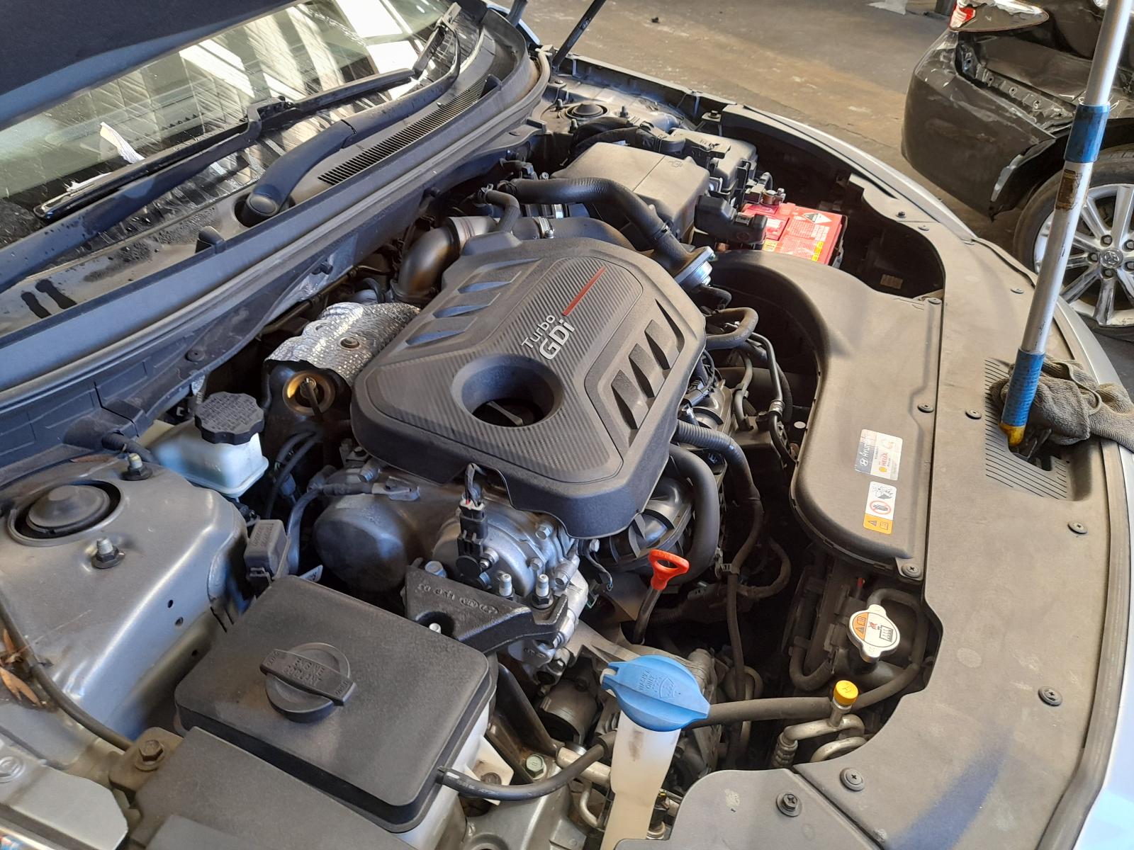 View Auto part Radio/Cd/Dvd/Sat/Tv Hyundai Sonata 2015