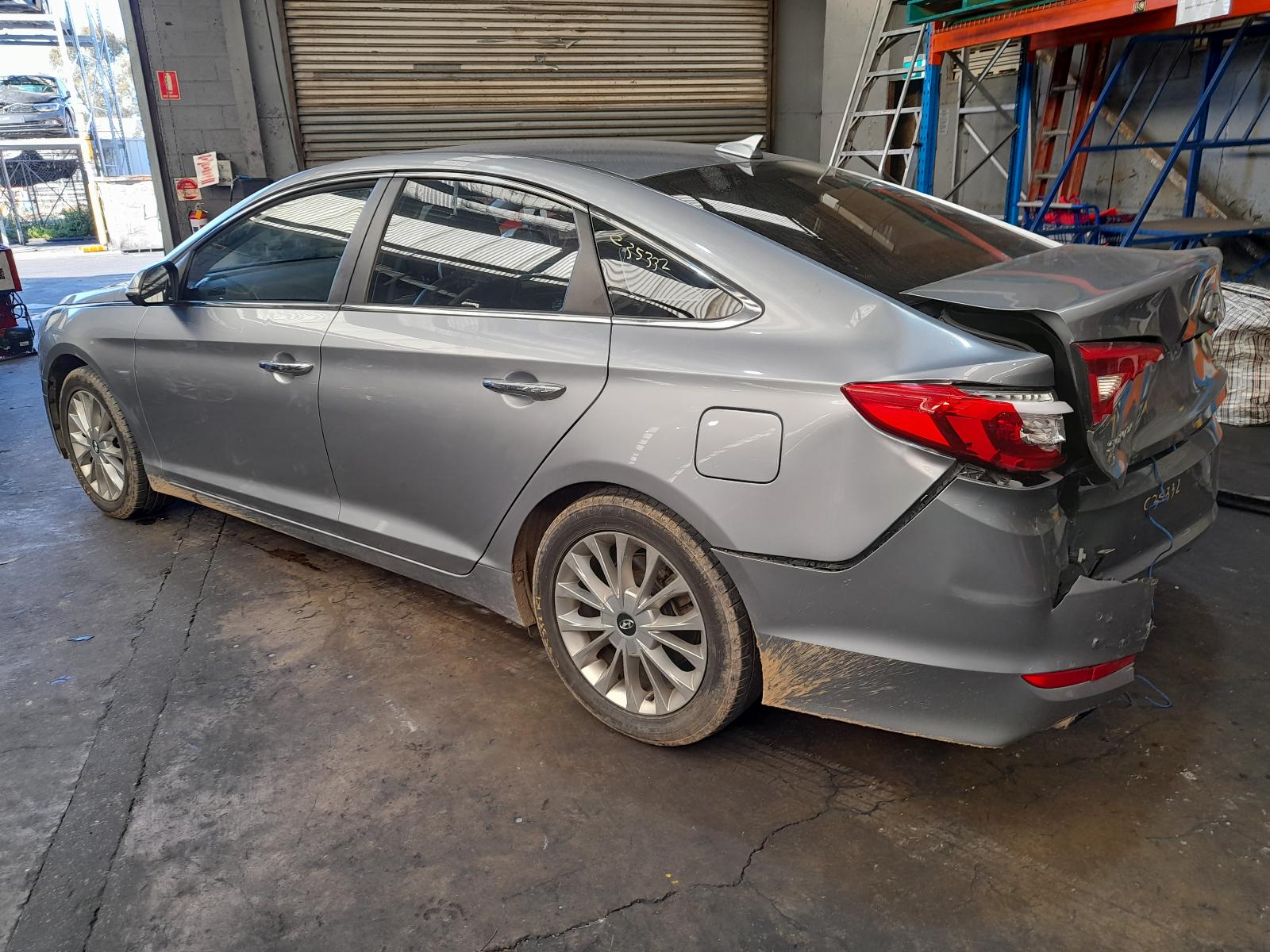 View Auto part Radio/Cd/Dvd/Sat/Tv Hyundai Sonata 2015