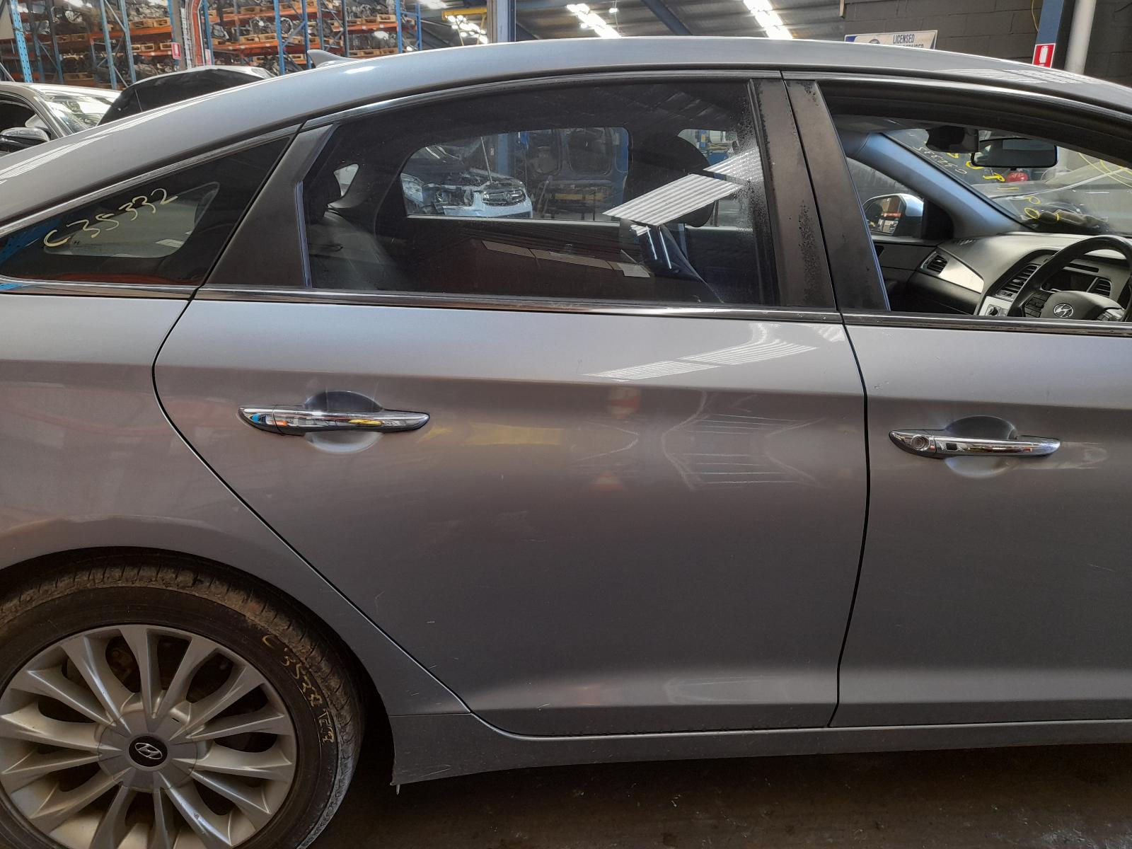 View Auto part Radio/Cd/Dvd/Sat/Tv Hyundai Sonata 2015