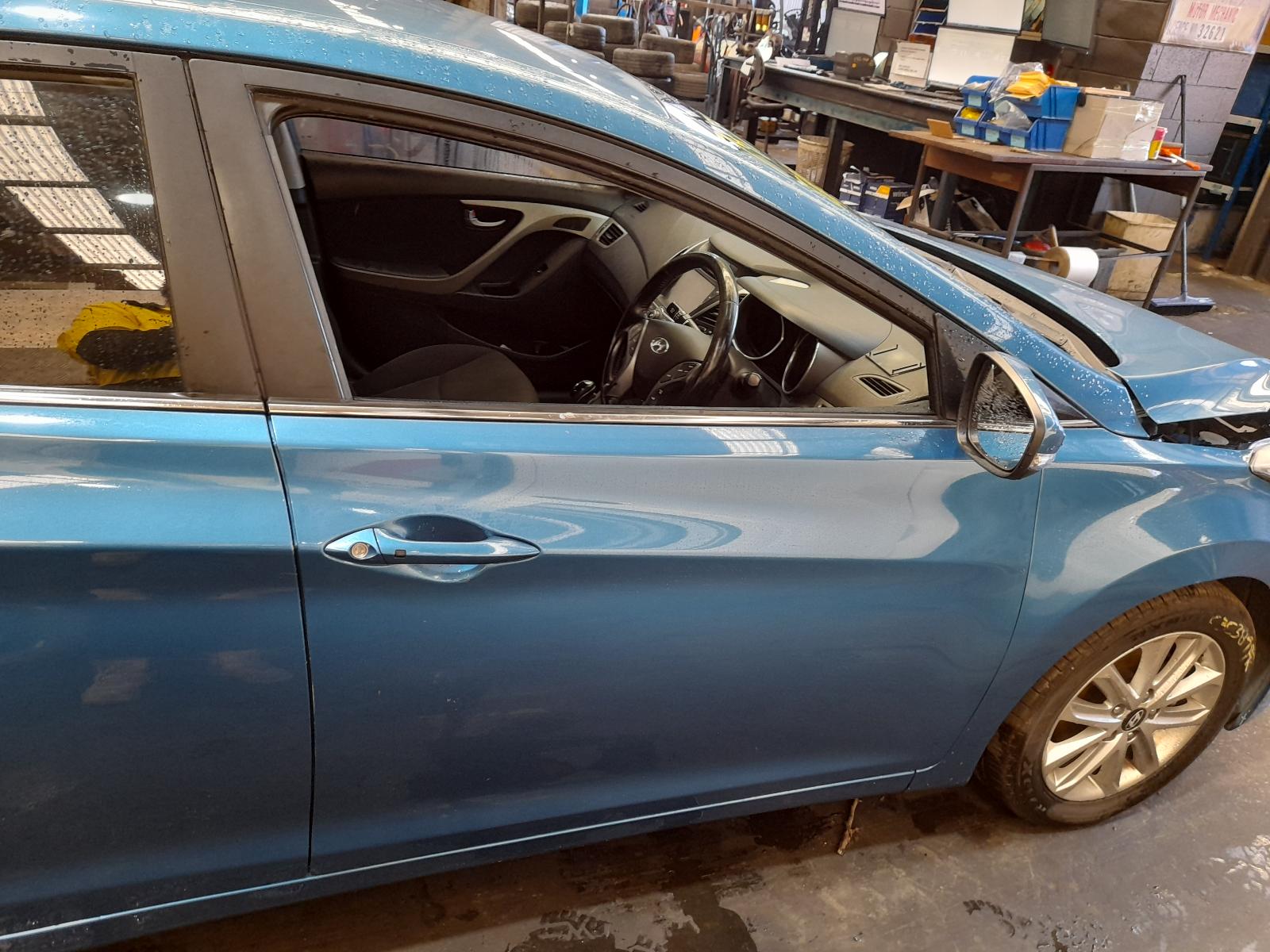 View Auto part Right Indicator/Fog/Side Hyundai Elantra 2014