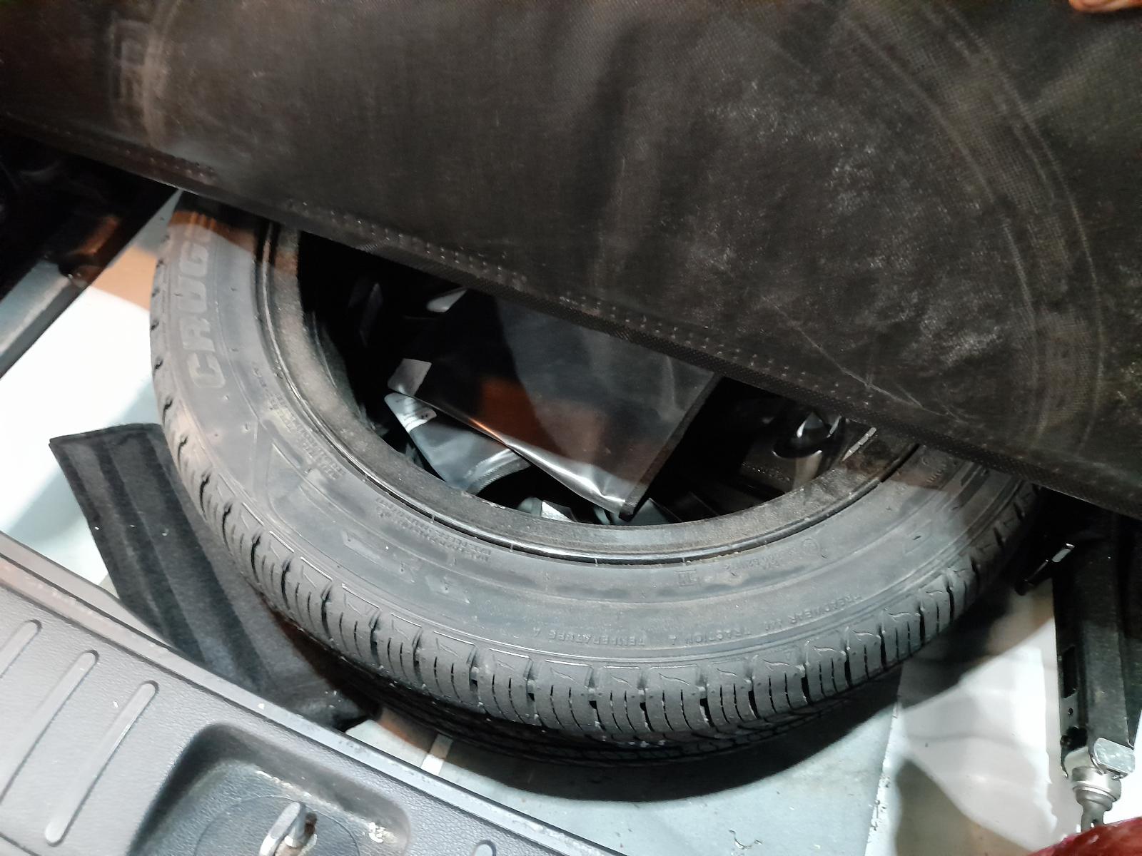 View Auto part Washer Bottle Hyundai Tucson 2020