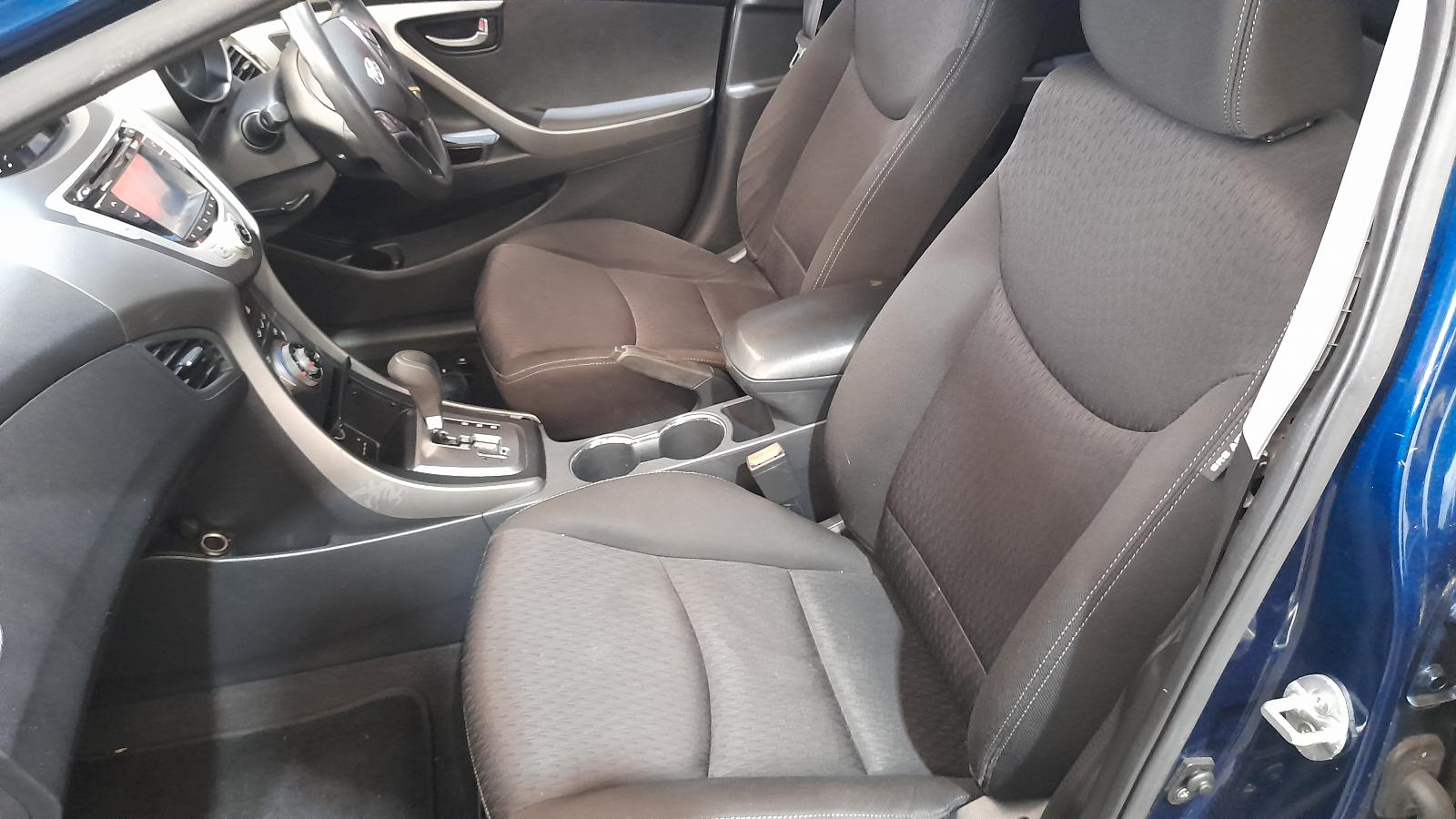 View Auto part Seatbelt/Stalk Hyundai Elantra 2013
