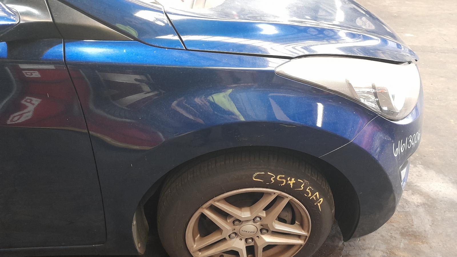 View Auto part Seatbelt/Stalk Hyundai Elantra 2013