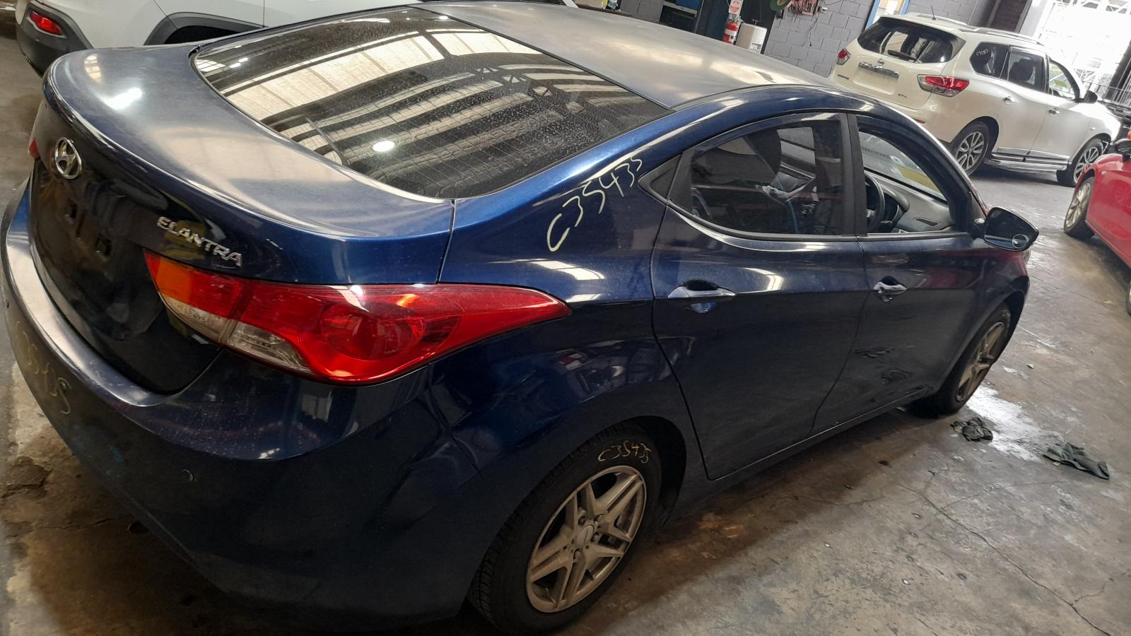 View Auto part Seatbelt/Stalk Hyundai Elantra 2013