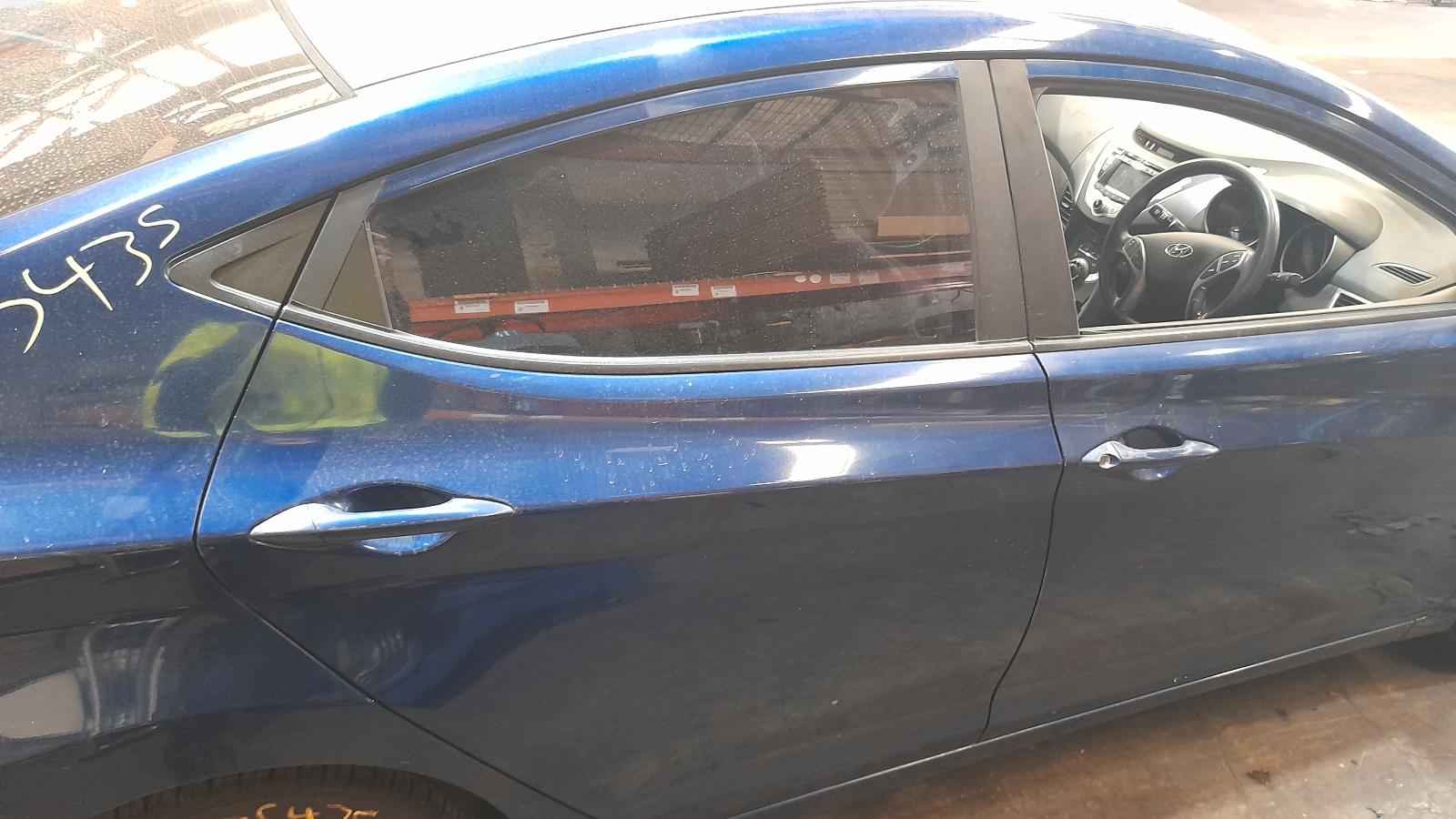 View Auto part Seatbelt/Stalk Hyundai Elantra 2013