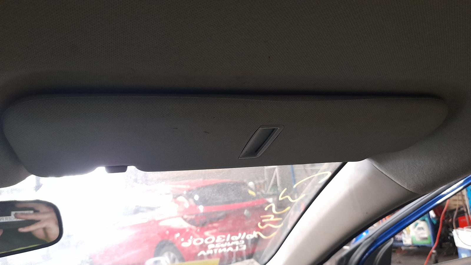 View Auto part Seatbelt/Stalk Hyundai Elantra 2013