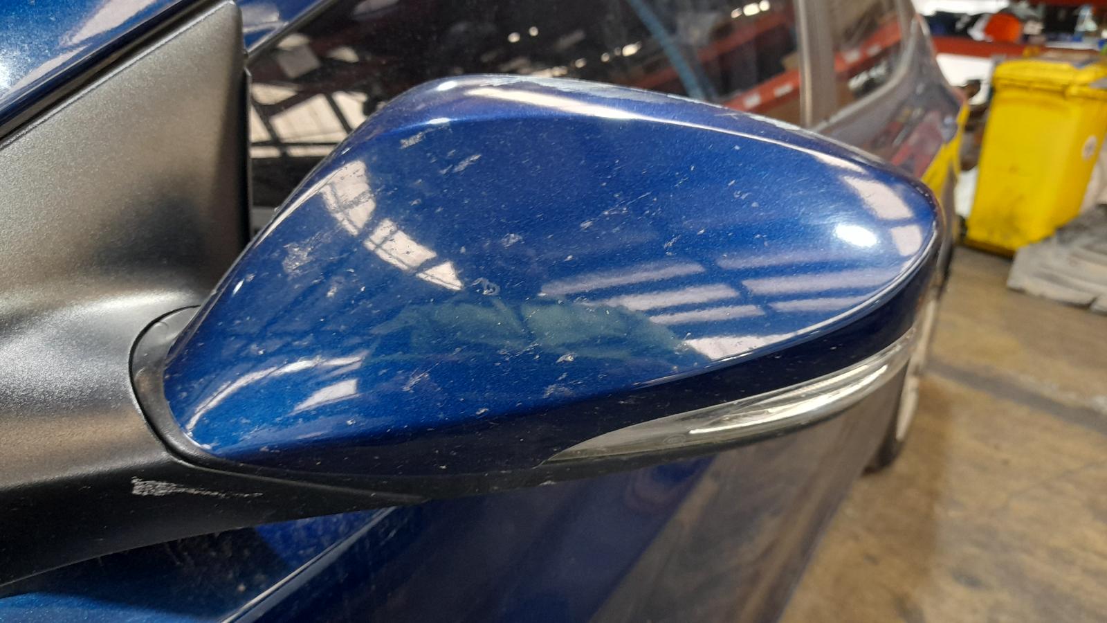 View Auto part Seatbelt/Stalk Hyundai Elantra 2013