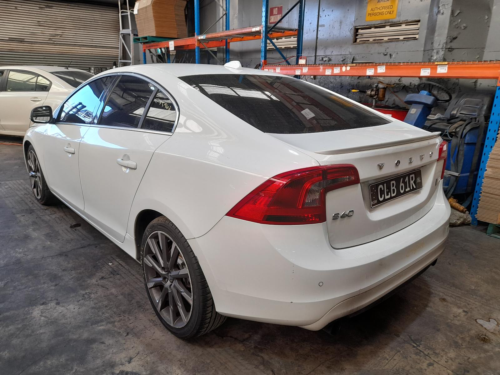 View Auto part Engine Volvo S60/v60 2014