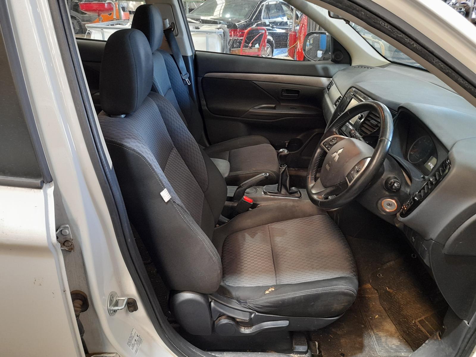 View Auto part Ecu Mitsubishi Outlander 2014