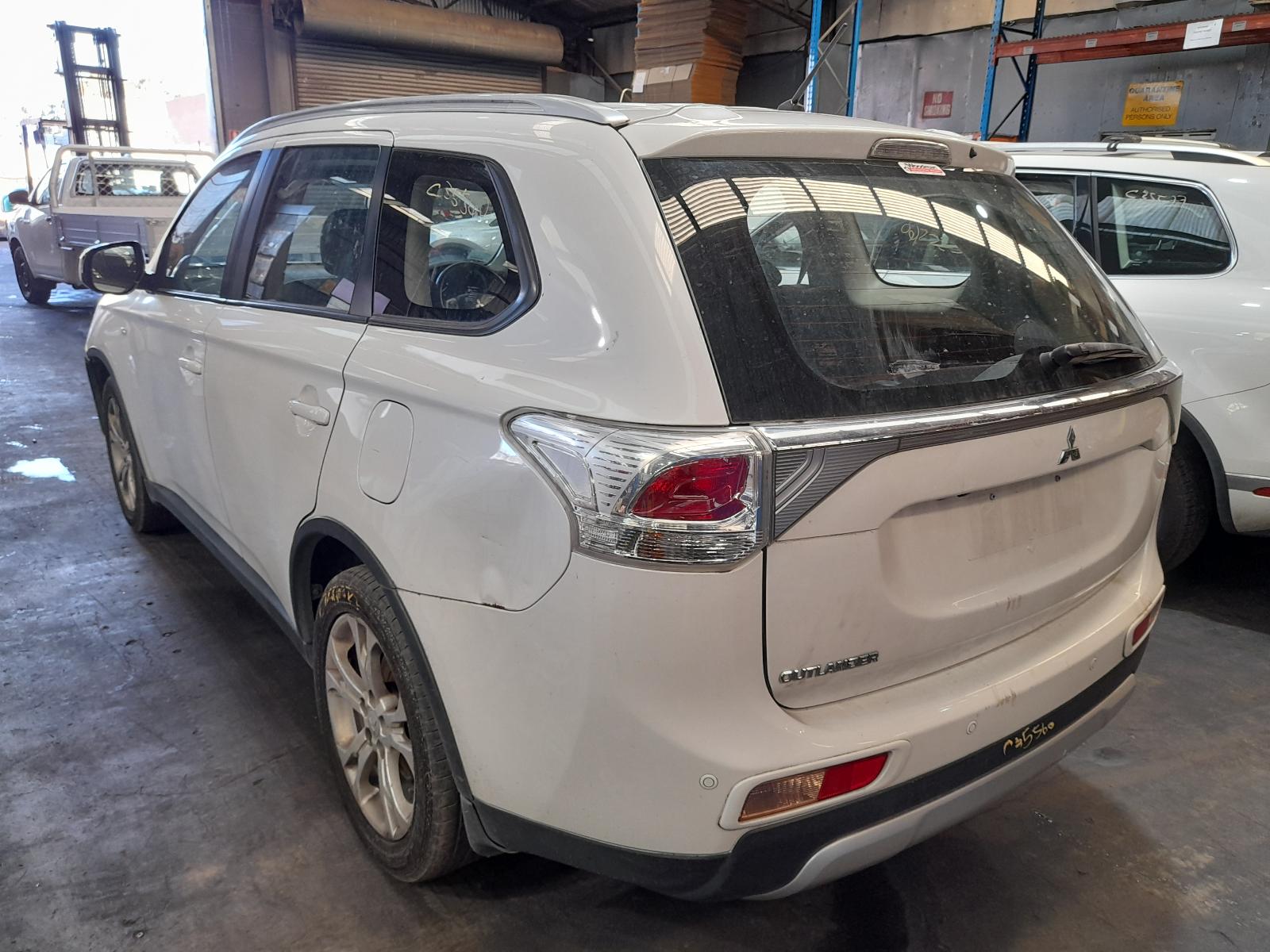View Auto part Ecu Mitsubishi Outlander 2014