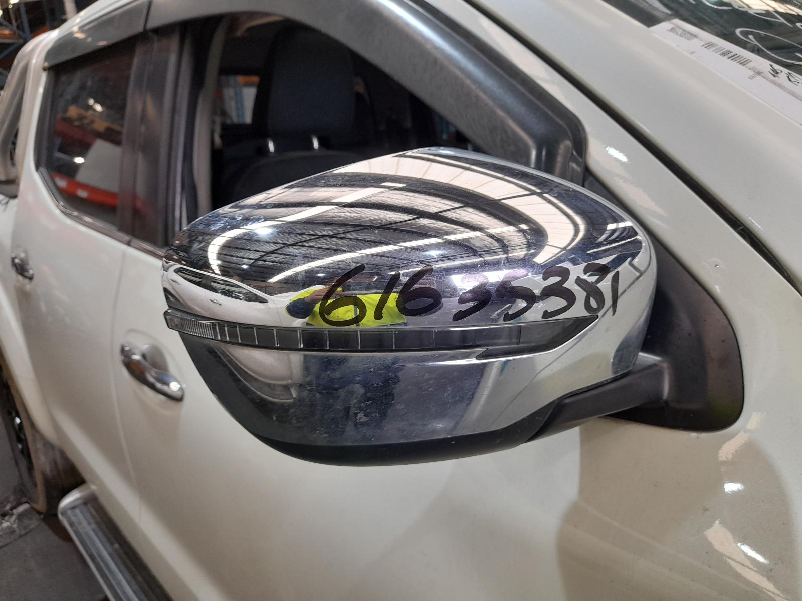 View Auto part Ecu Nissan Navara 2016