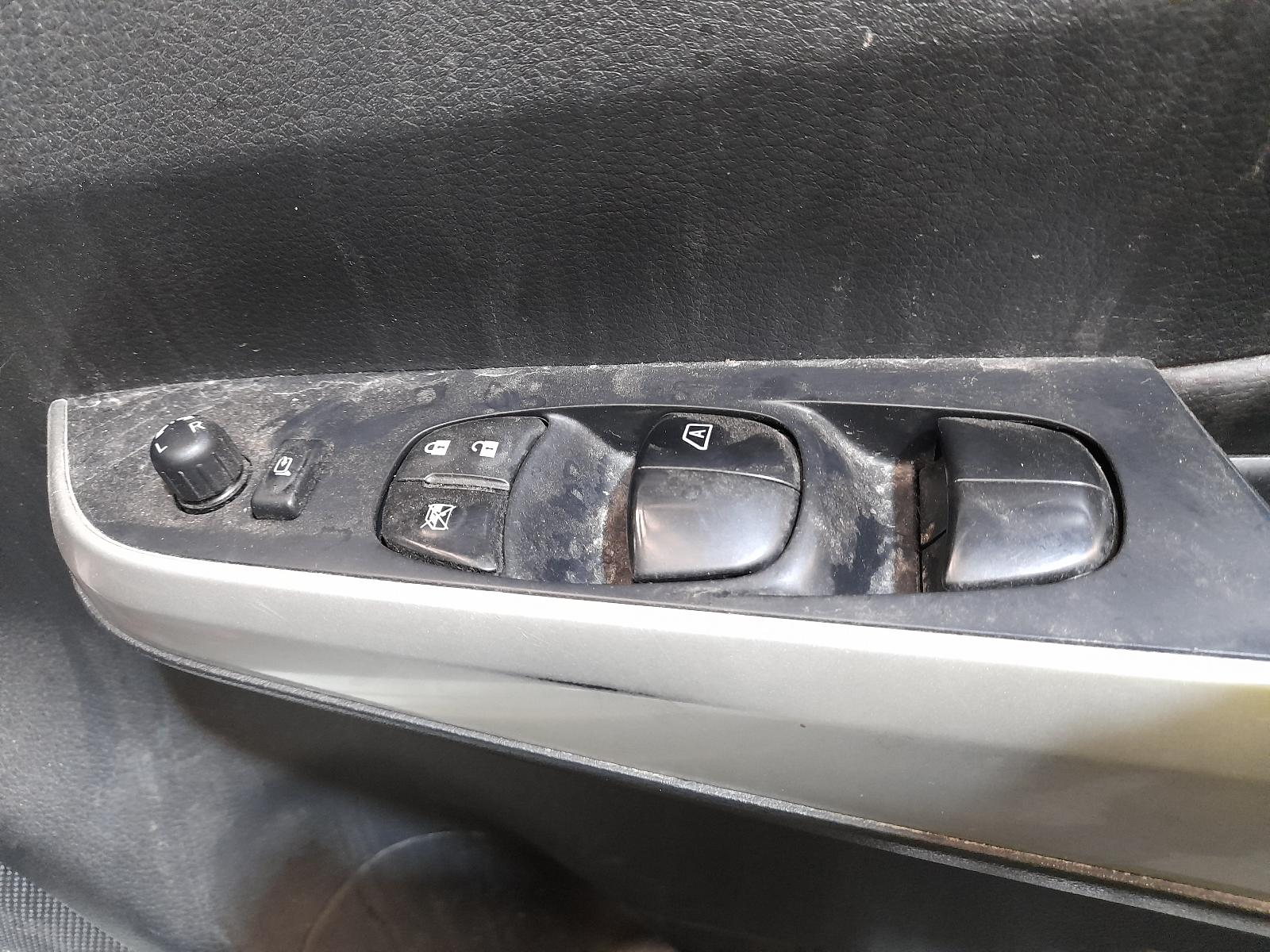 View Auto part Ecu Nissan Navara 2016