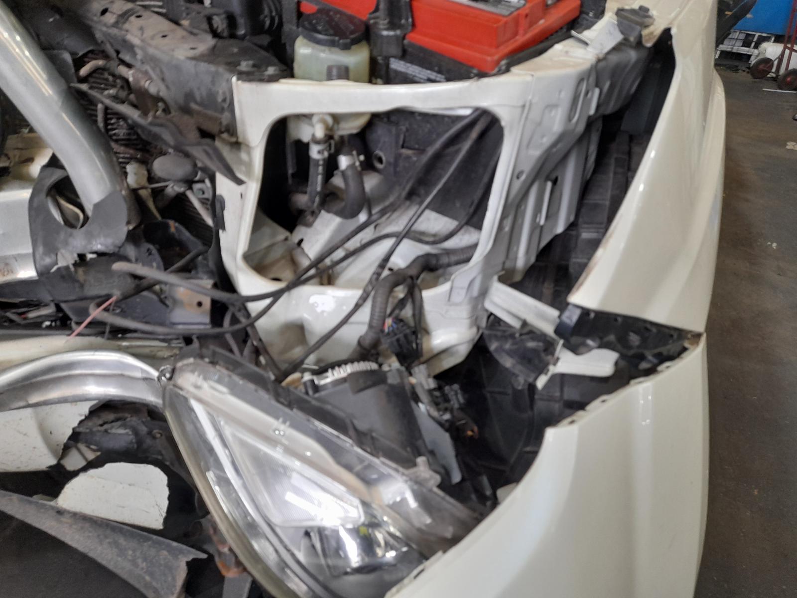 View Auto part Ecu Nissan Navara 2016