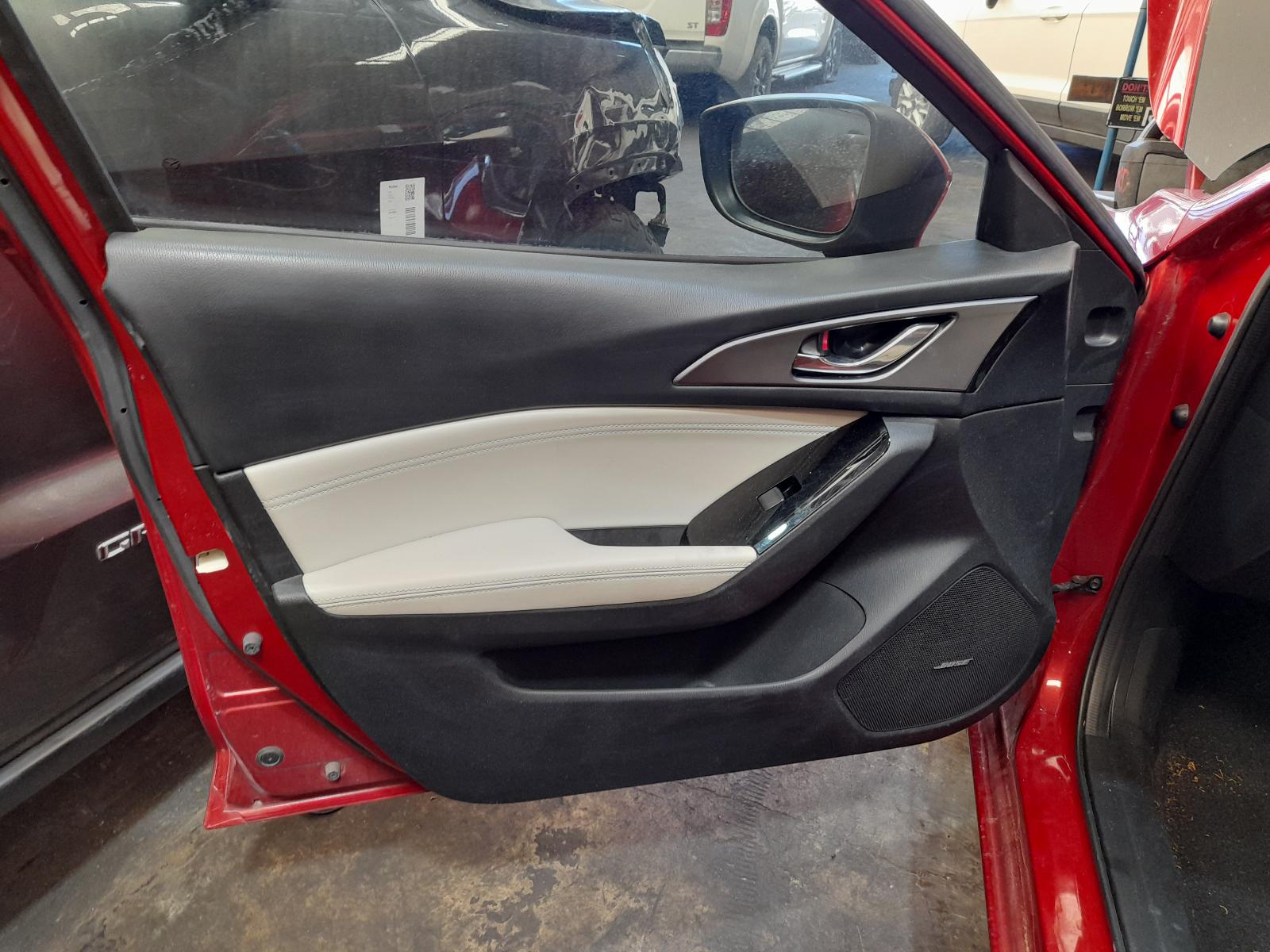 View Auto part Door/Boot/Gate Lock Mazda 3 2017