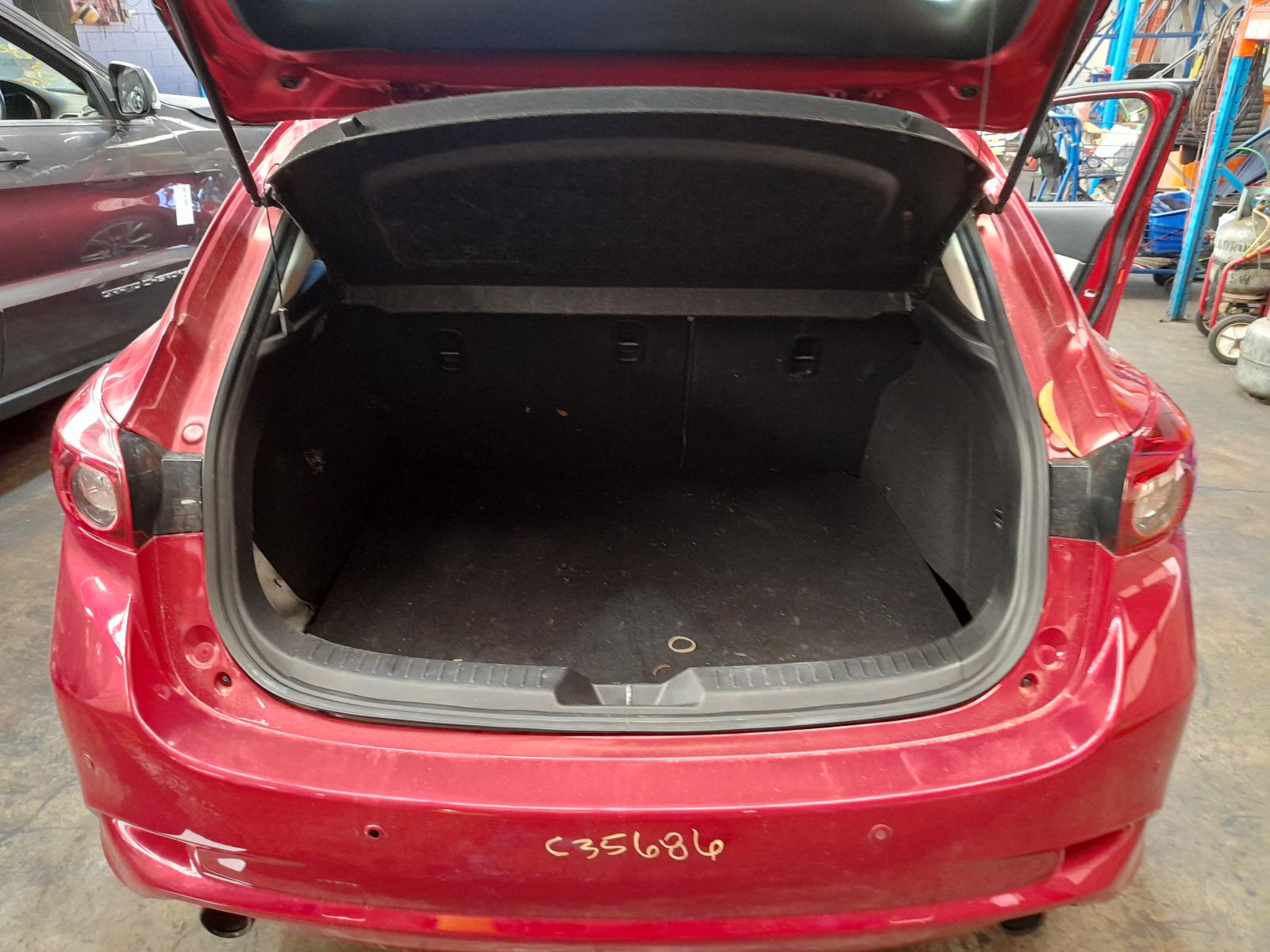 View Auto part Door/Boot/Gate Lock Mazda 3 2017