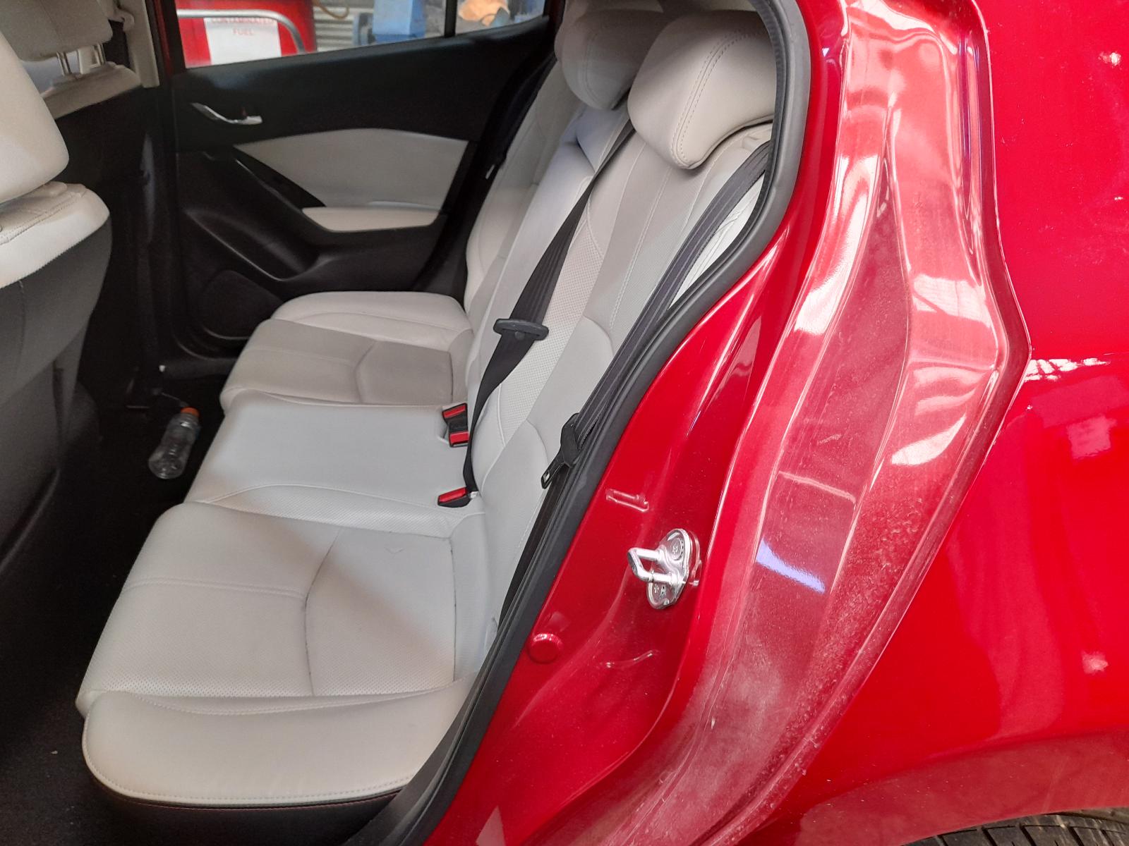 View Auto part Door/Boot/Gate Lock Mazda 3 2017
