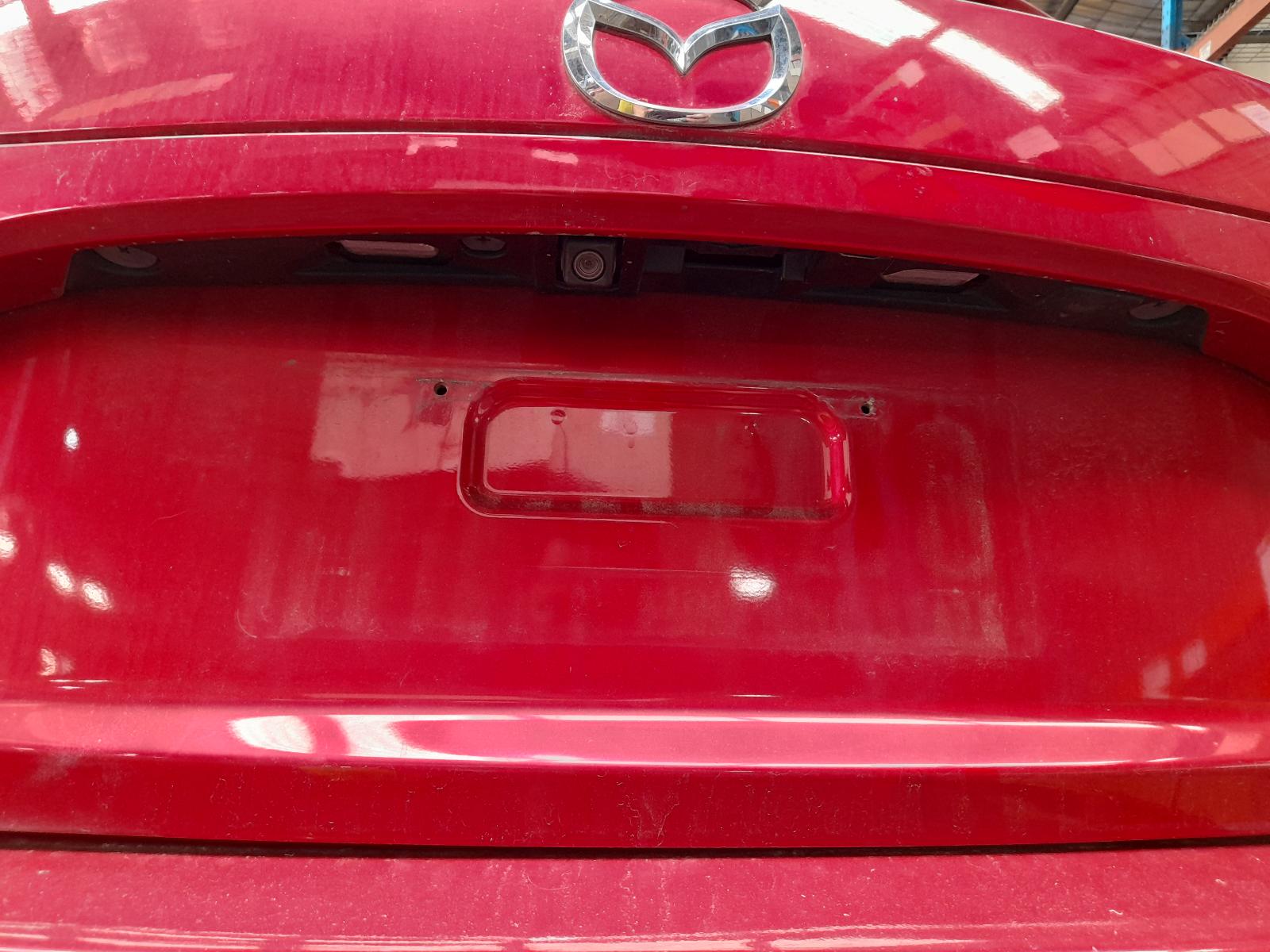 View Auto part Door/Boot/Gate Lock Mazda 3 2017