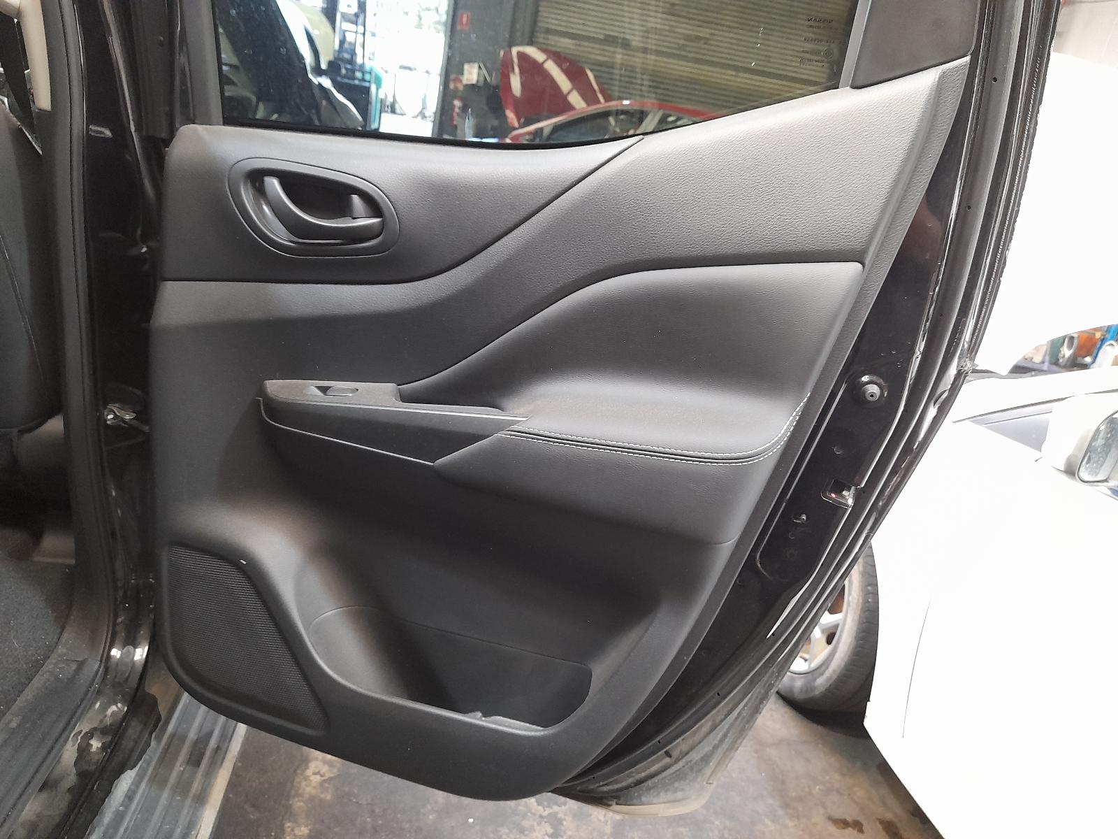 View Auto part Ecu Nissan Navara 2021