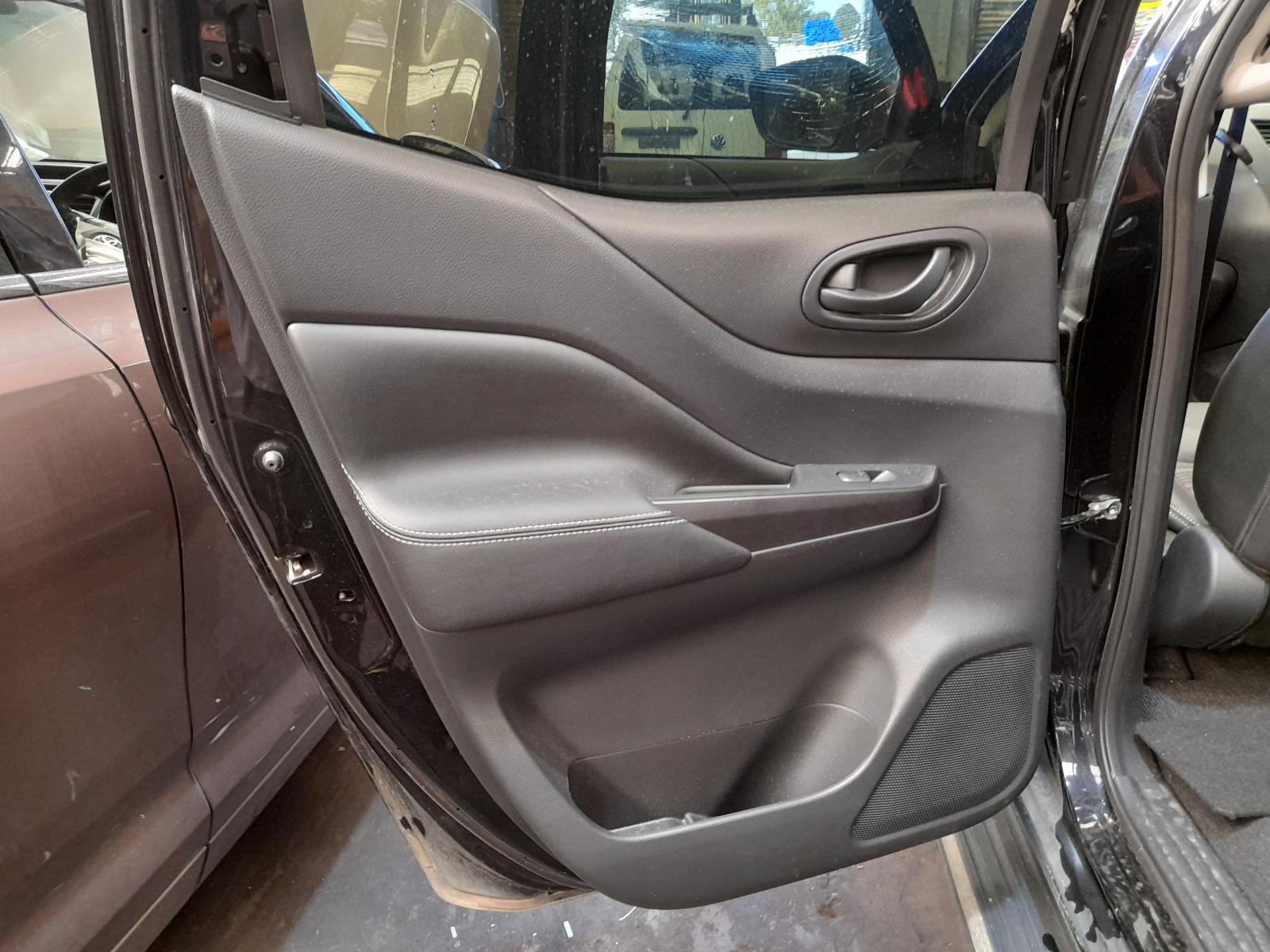 View Auto part Ecu Nissan Navara 2021