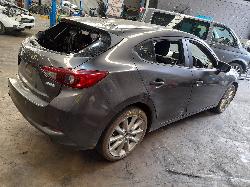 View Auto part Radiator Mazda 3 2017